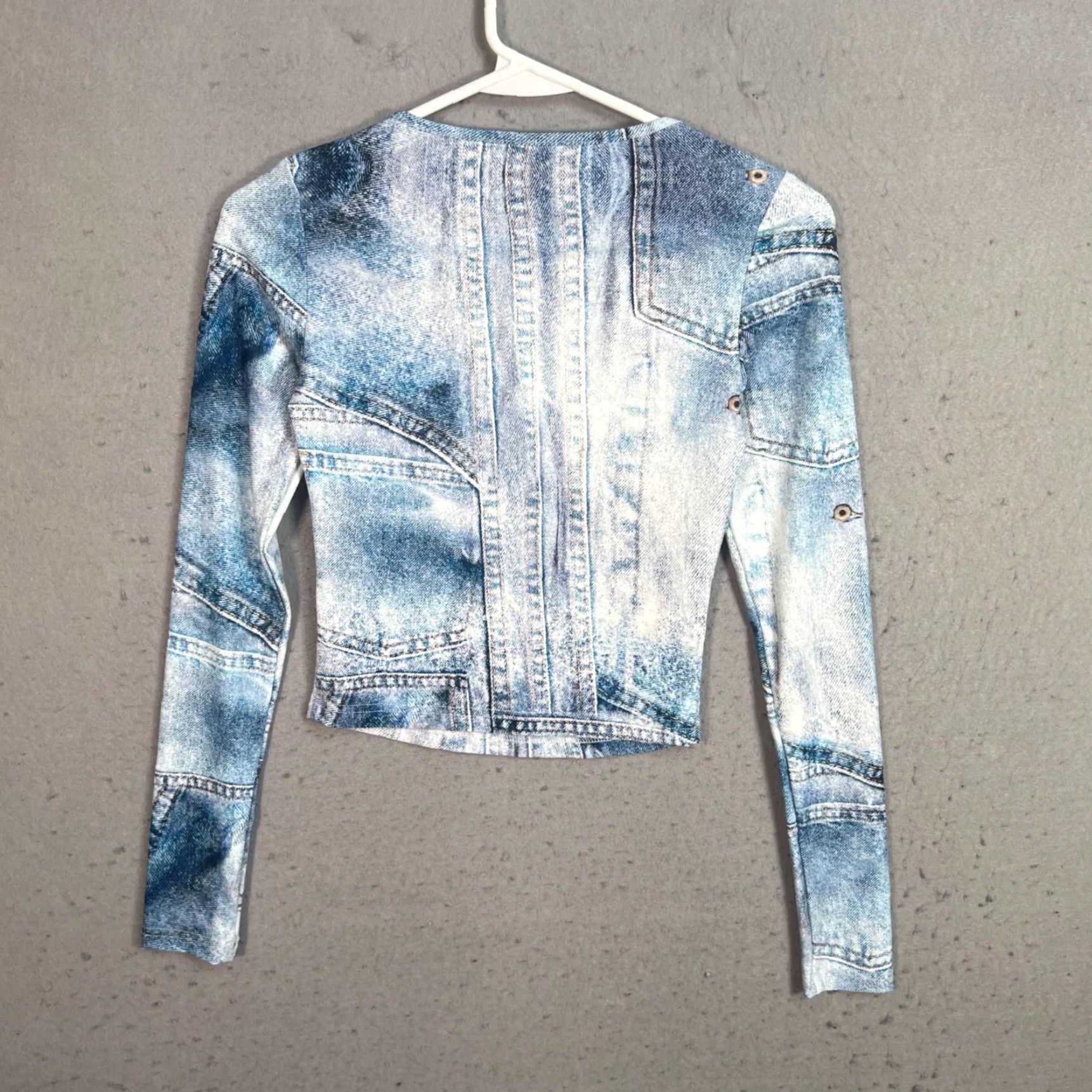 THE KRIPT VINTAGE The Kript Top Denim Print Long Sleeve Womens XXS Cropped Blue Shirt Size XXS / US 00 / IT 34 - 2 Thumbnail