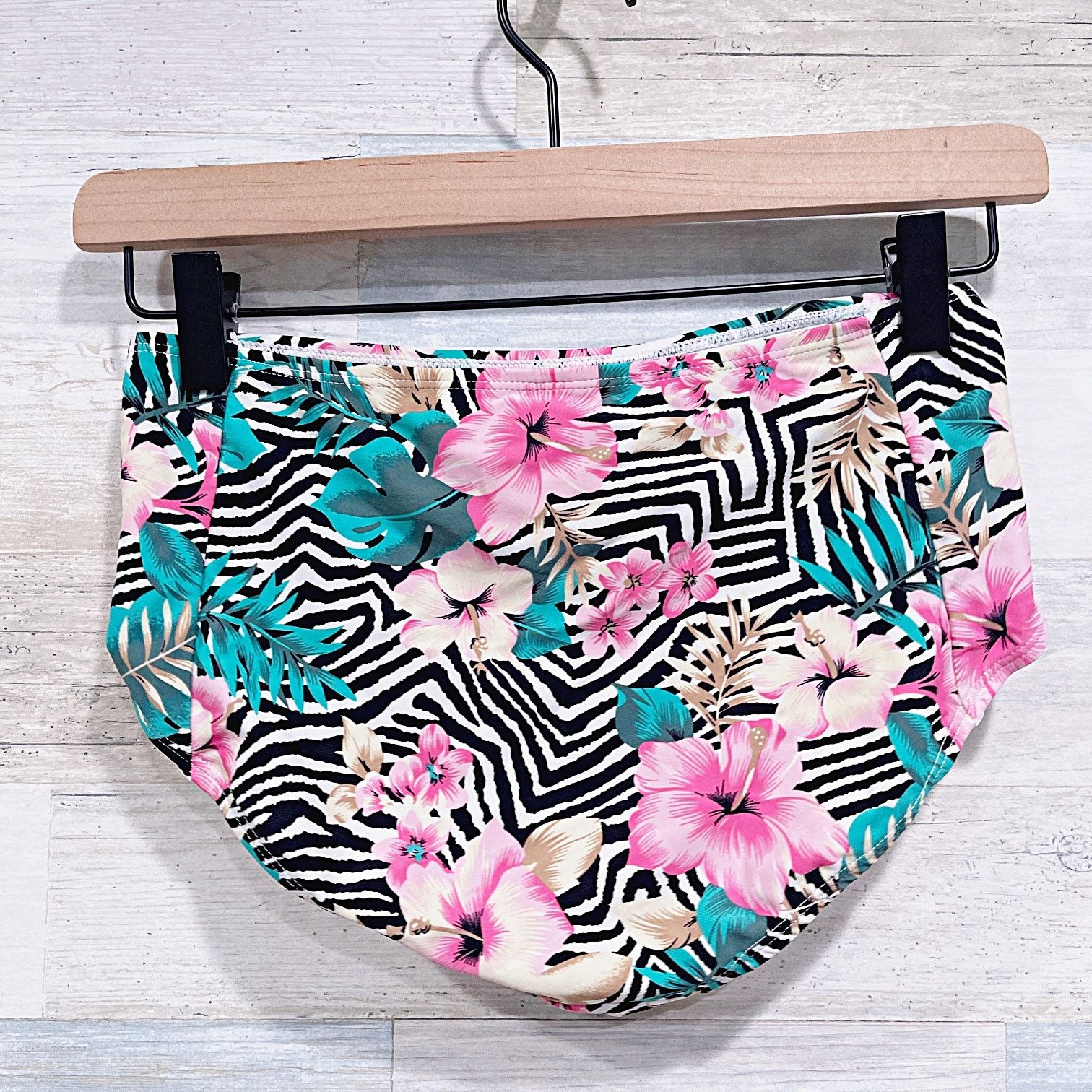 Boohoo BooHoo Swim Tropical Floral High Waist Bikini Bottom US 2 Size XS / US 0-2 / IT 36-38 - 2 Thumbnail