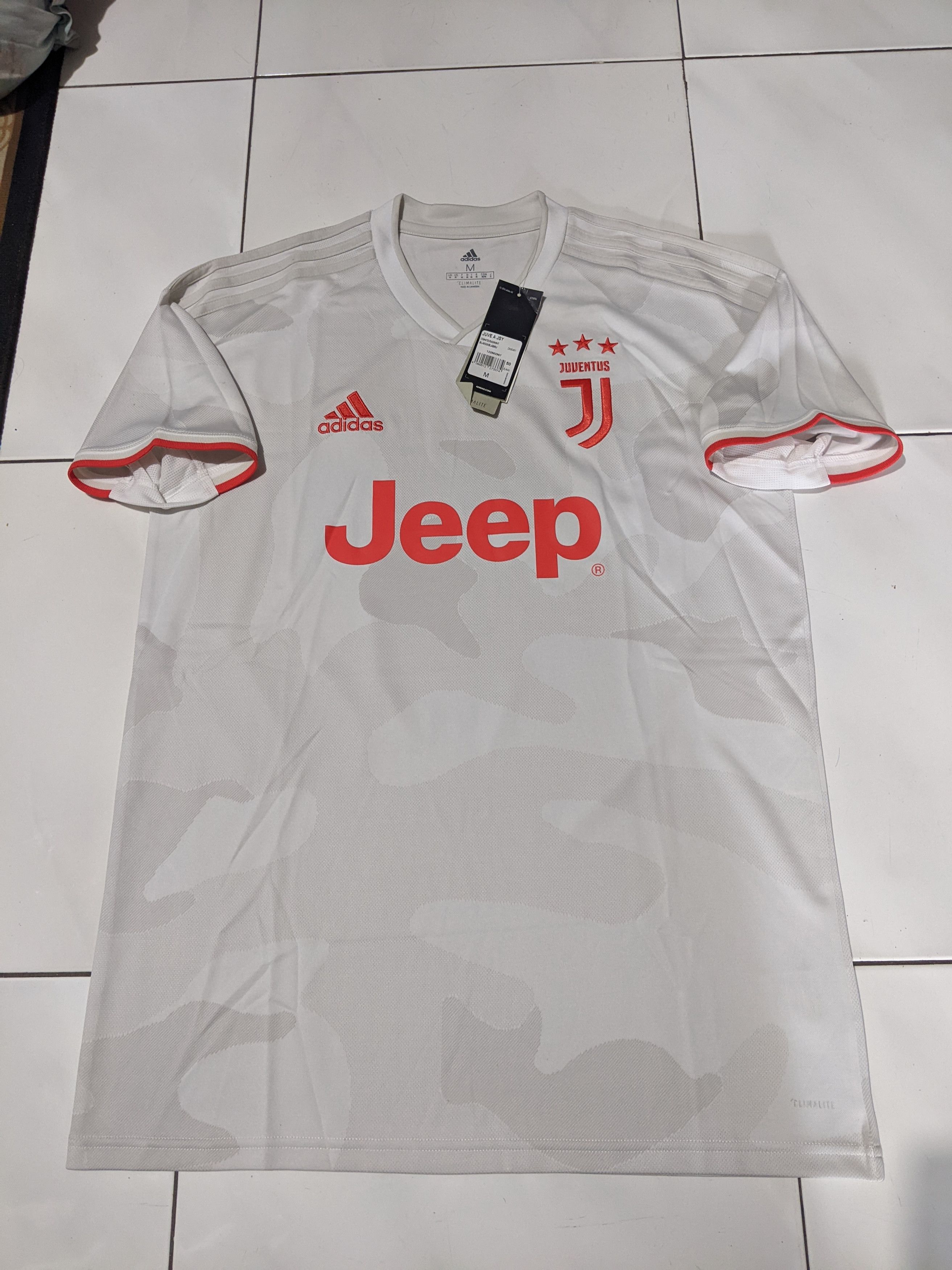 Adidas 2019-2020 Juventus Shanghai Edition Away Jersey Ronaldo 7 Size US M / EU 48-50 / 2 - 1 Thumbnail