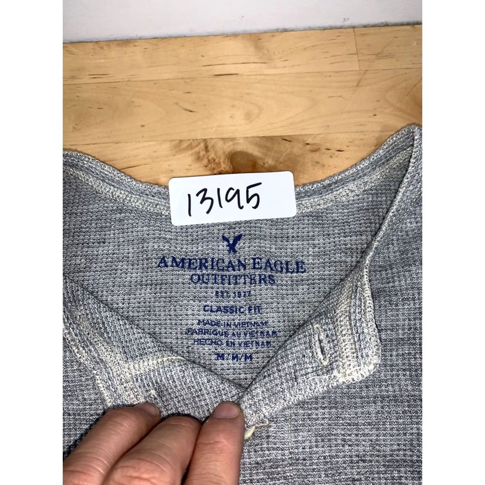 American Eagle Outfitters American Eagle Outfitters Henley T-Shirt Shirt Long Sleeve Men M Gray Thermal Knit Cotton Classic Preppy 90s Season: Winter Fall Spring Mens Size US M / EU 48-50 / 2 - 2 Thumbnail