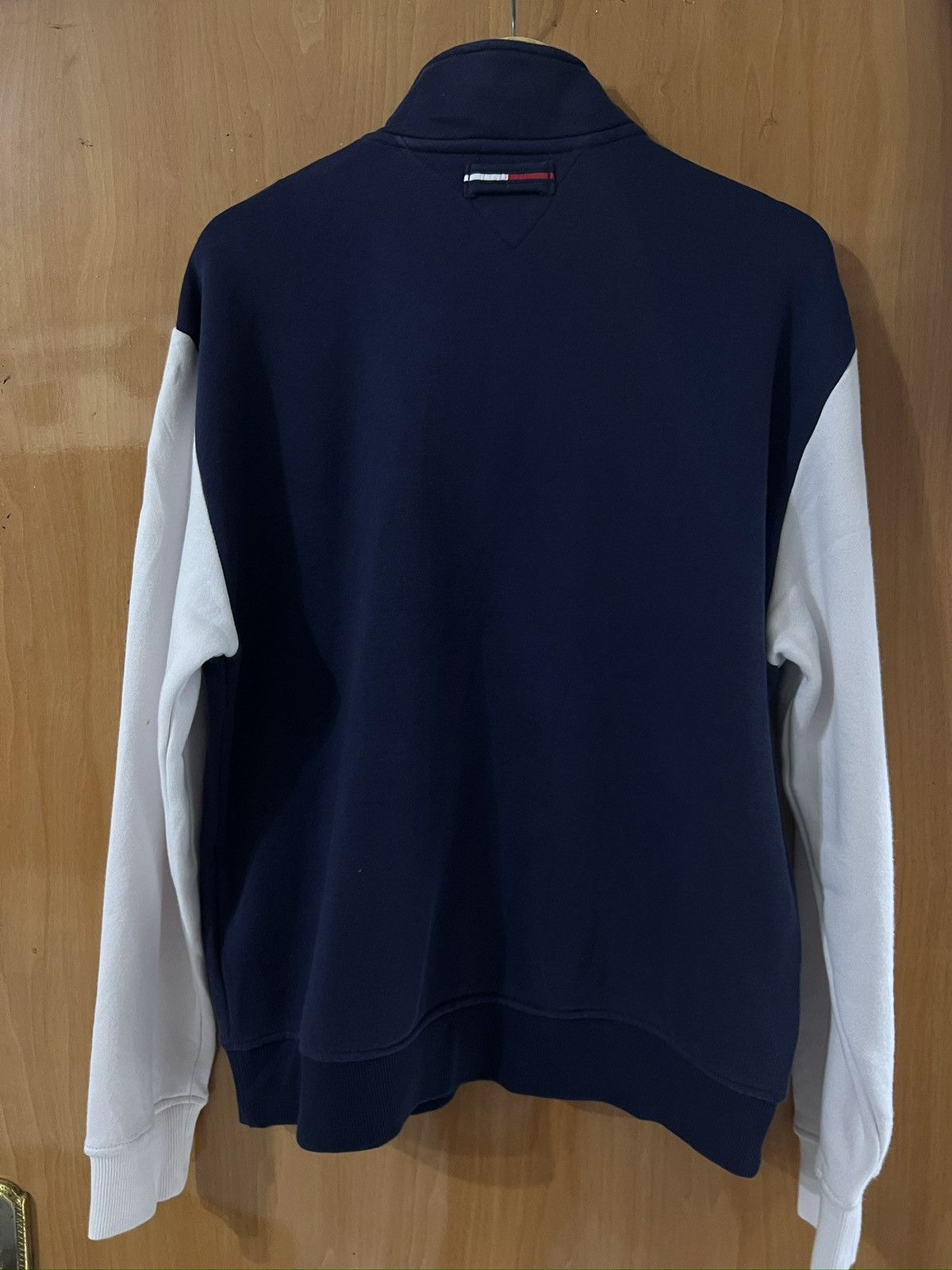 Tommy Hilfiger Crewneck Halfzip Tommy Hilfinger RARE Size US XL / EU 56 / 4 - 9 Thumbnail