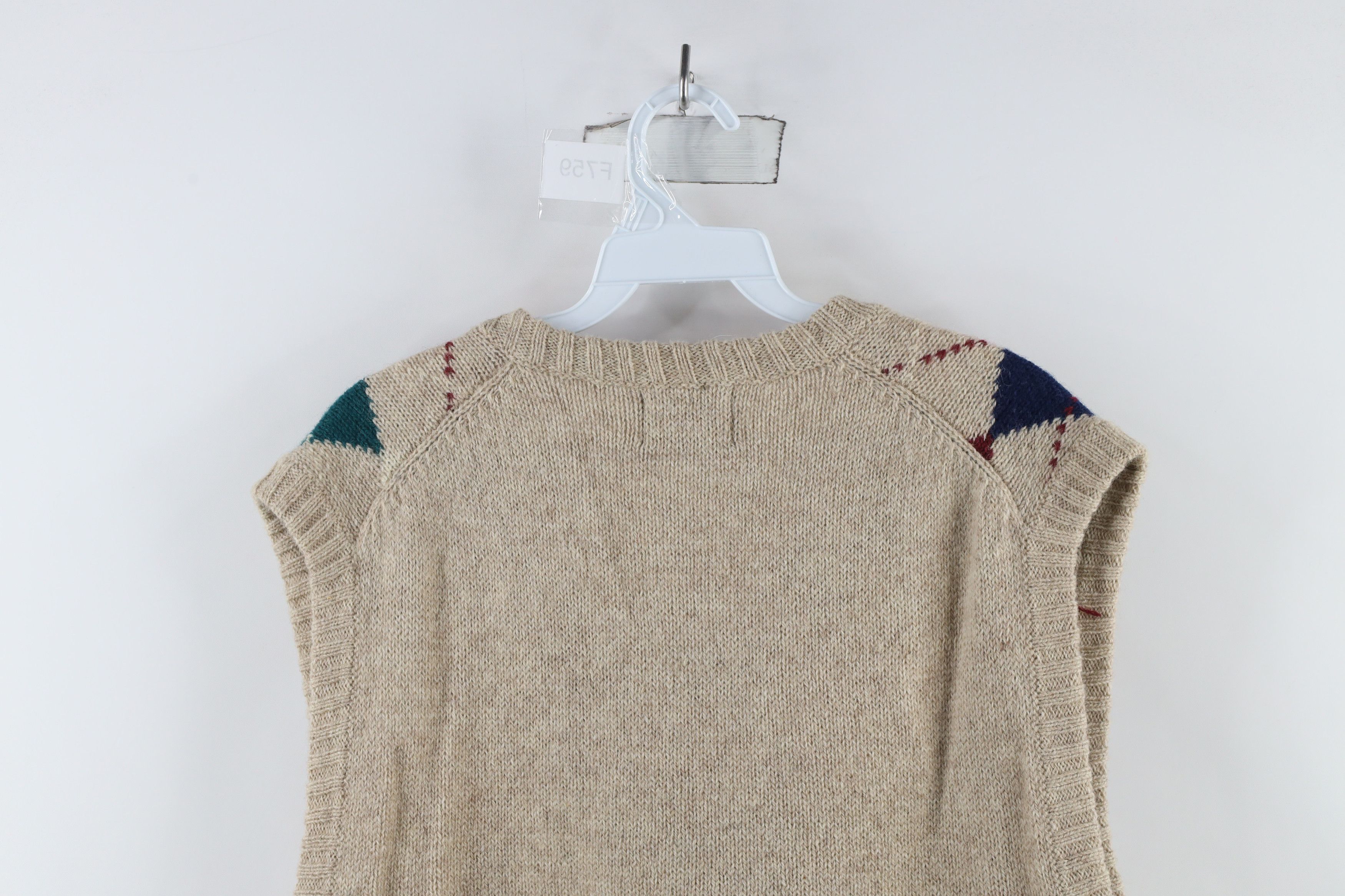 Vintage Vintage 70s Streetwear Knit Argyle Diamond Sweater Vest Size US XL / EU 56 / 4 - 10 Thumbnail