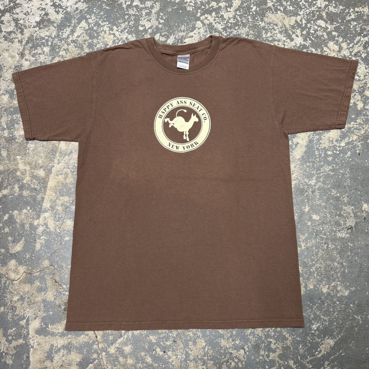 Vintage Vintage Happy Ass Seat Co. Brown New York Tshirt Size US L / EU 52-54 / 3 - 1 Thumbnail