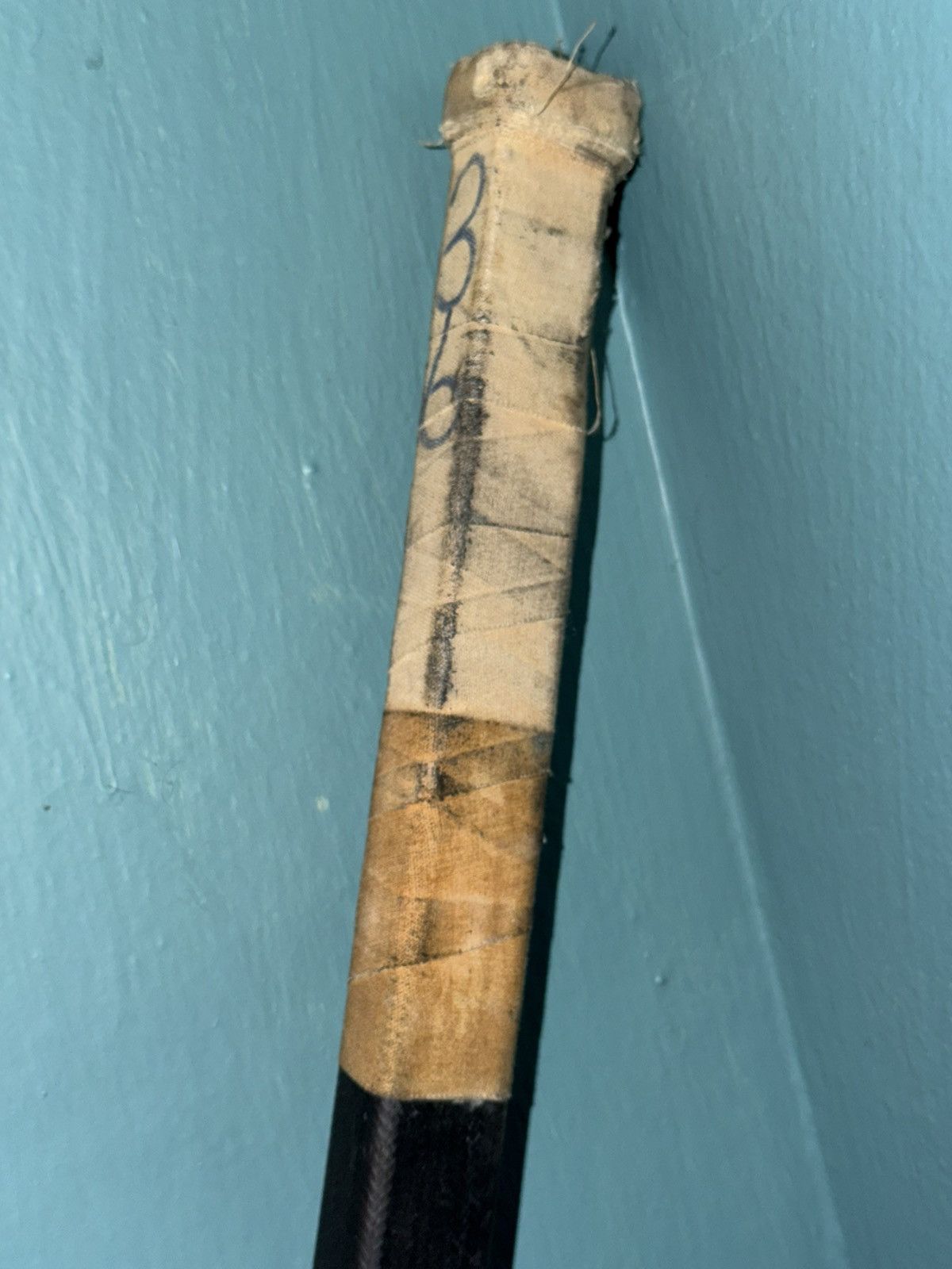 NHL TPS Louisville Game Used Hockey Stick Robert Schnabel Vint Size ONE SIZE - 6 Thumbnail