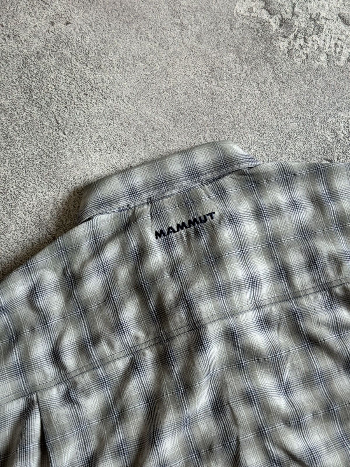 Mammut Mammut L Chekered shirt button up long sleeve outdoor Size US L / EU 52-54 / 3 - 13 Thumbnail