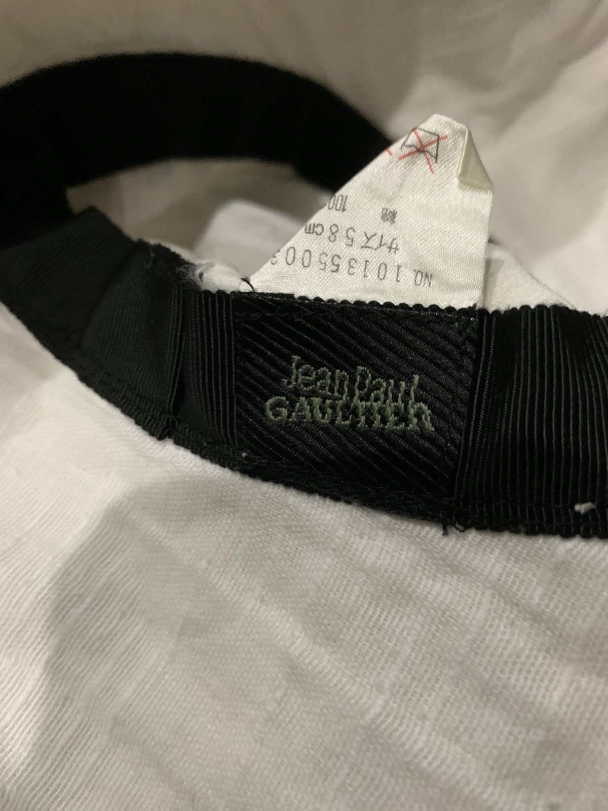 Jean Paul Gaultier JEAN PAUL GAULTIER WRAP AROUND BUCKET HAT Size ONE SIZE - 4 Thumbnail