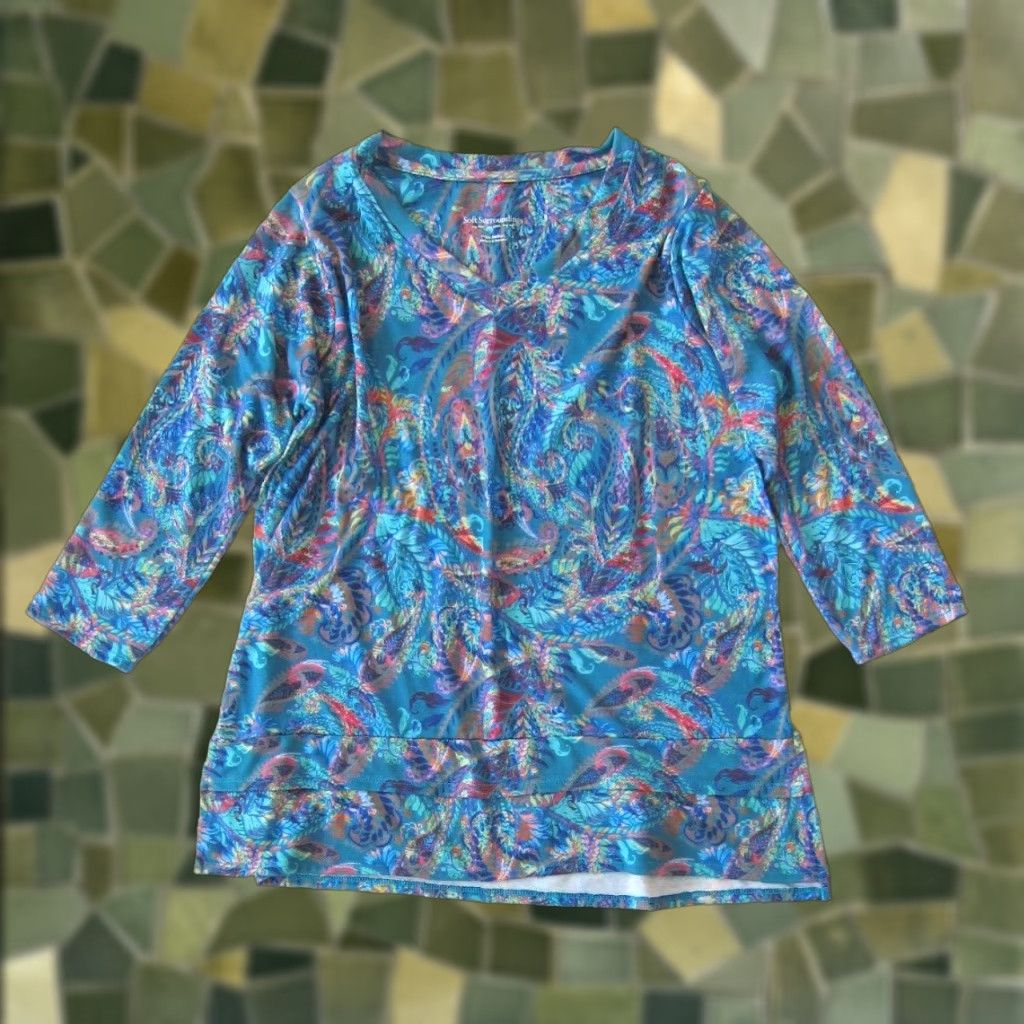 Soft Surroundings Soft Surroundings Blouse Tunic 3/4 Sleeve V-Neck PM Petite Women Blue Floral Stretch Blouse Size M / US 6-8 / IT 42-44 - 1 Thumbnail