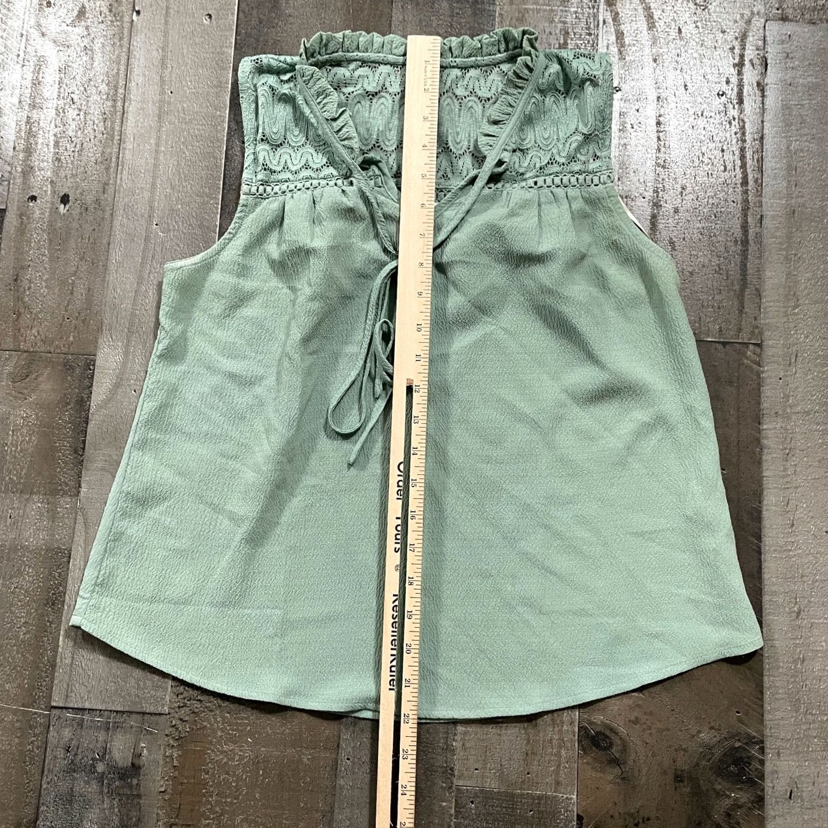 Vintage Sweet Wanderer Tank Womens Small Green Ruffled V-Neck Lace Detail Sleeveless Size S / US 4 / IT 40 - 4 Thumbnail