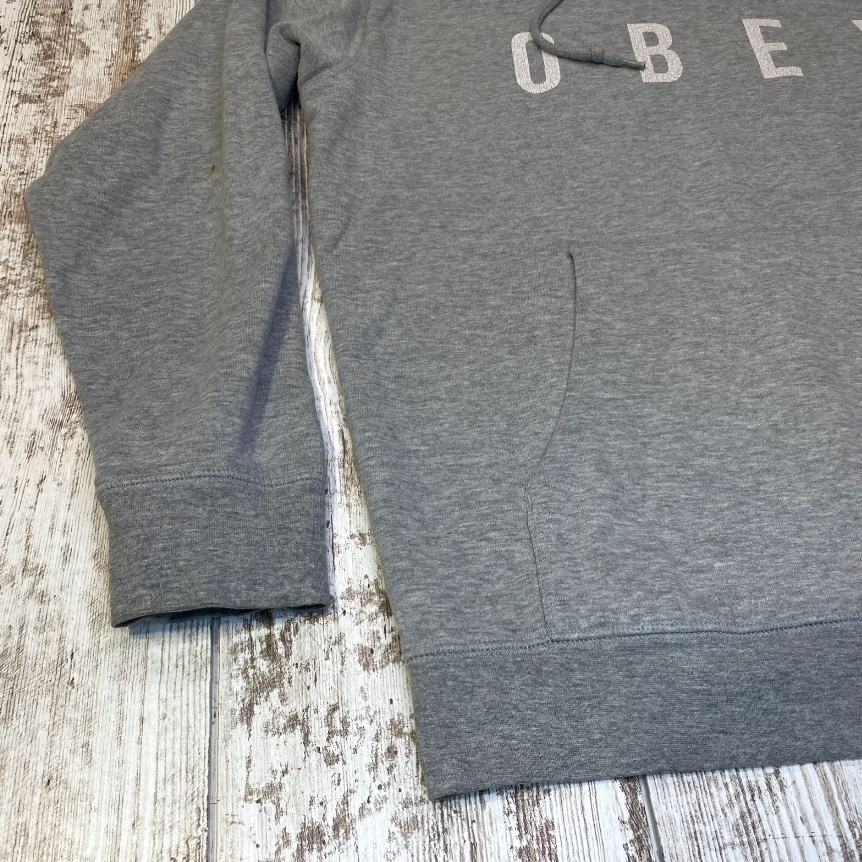 Obey OBEY Hoodie Men Medium Gray Solid Spell Out Sweatshirt Pullover Streetwear 7262 Size US M / EU 48-50 / 2 - 3 Thumbnail