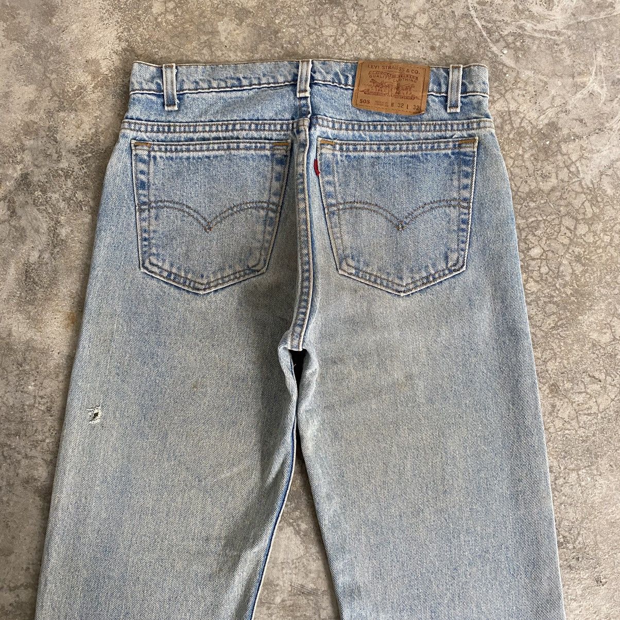 Levi's VTG 1996 Levis 505 Straight Leg Dirt Washed Blue Jeans Size US 31 - 17 Thumbnail