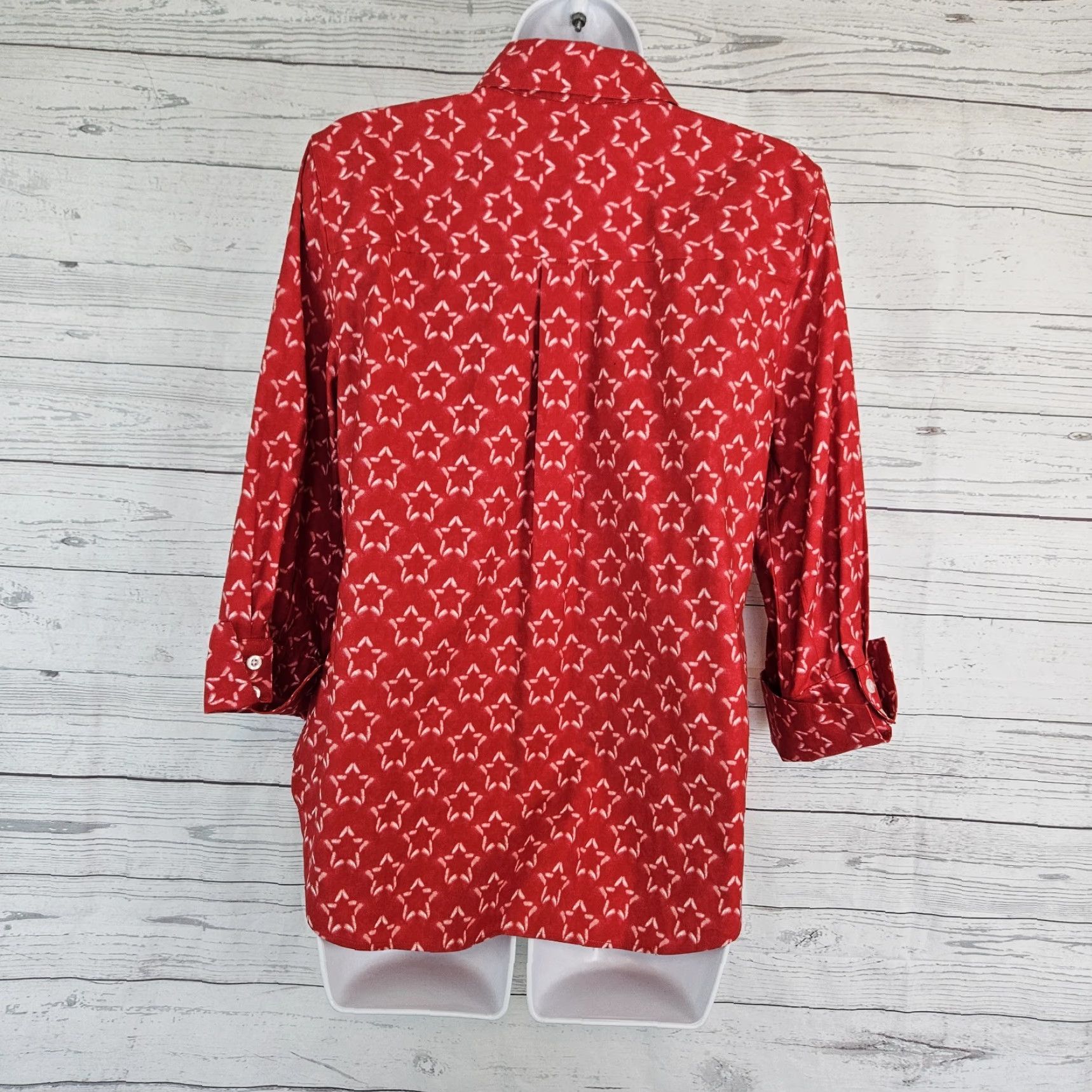 Vintage Chico's Womens Button-Up Top Size Small Red White Star Print Cotton Blend Shirt Adult Small Red White Stars Size S / US 4 / IT 40 - 3 Thumbnail