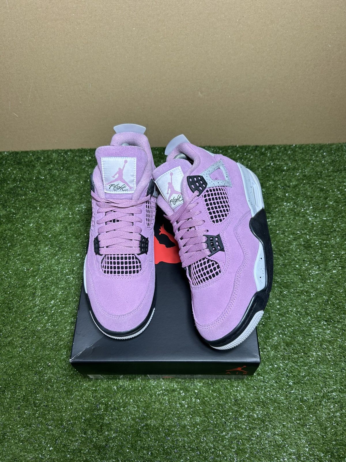 Jordan Brand Jordan 4 Orchid Size US 6.5 / EU 39-40 - 1 Thumbnail