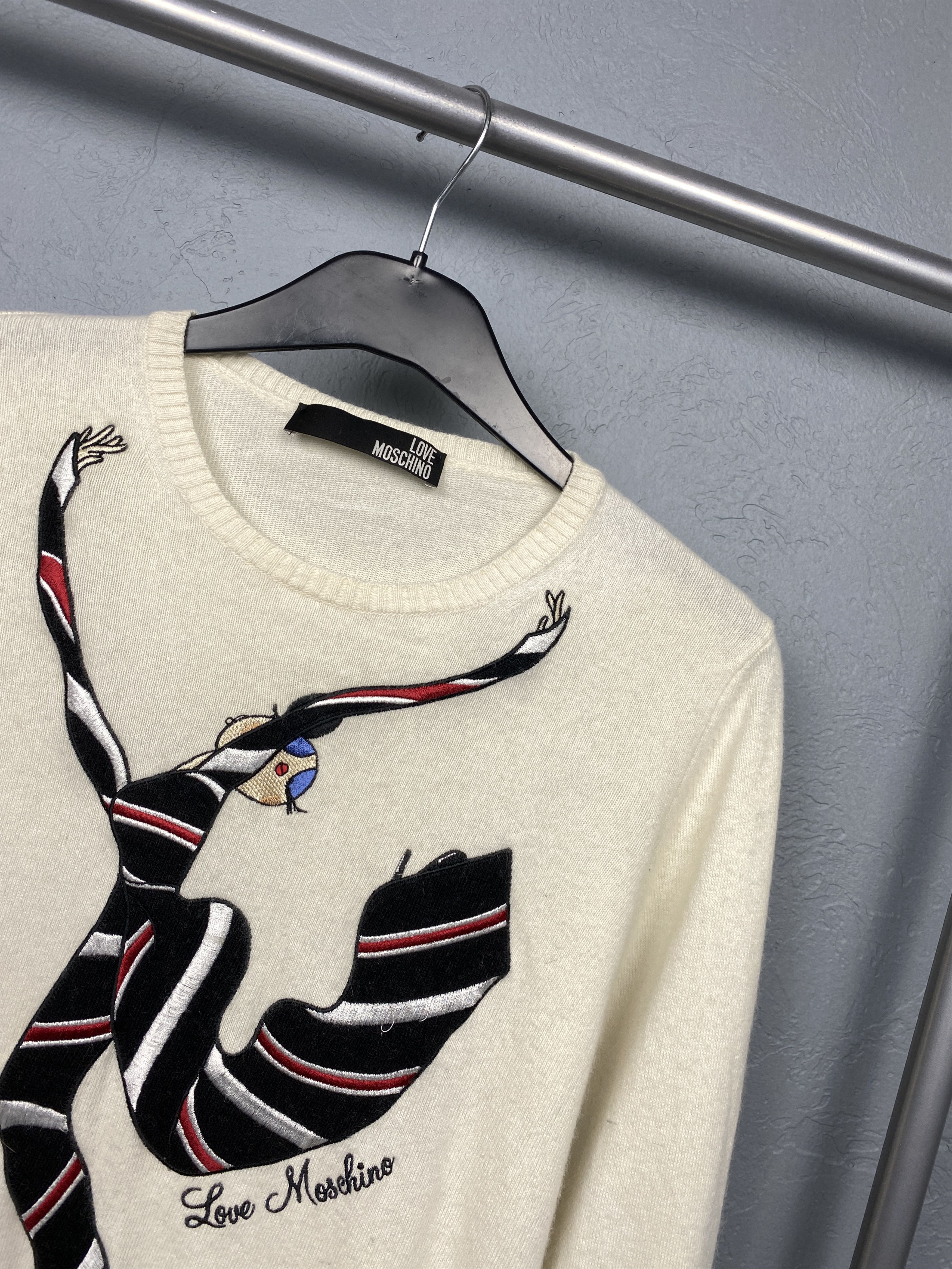 Love Moschino Love Moschino Vintage Womens Wool Knit Crew Neck Sweater Size M / US 6-8 / IT 42-44 - 2 Thumbnail