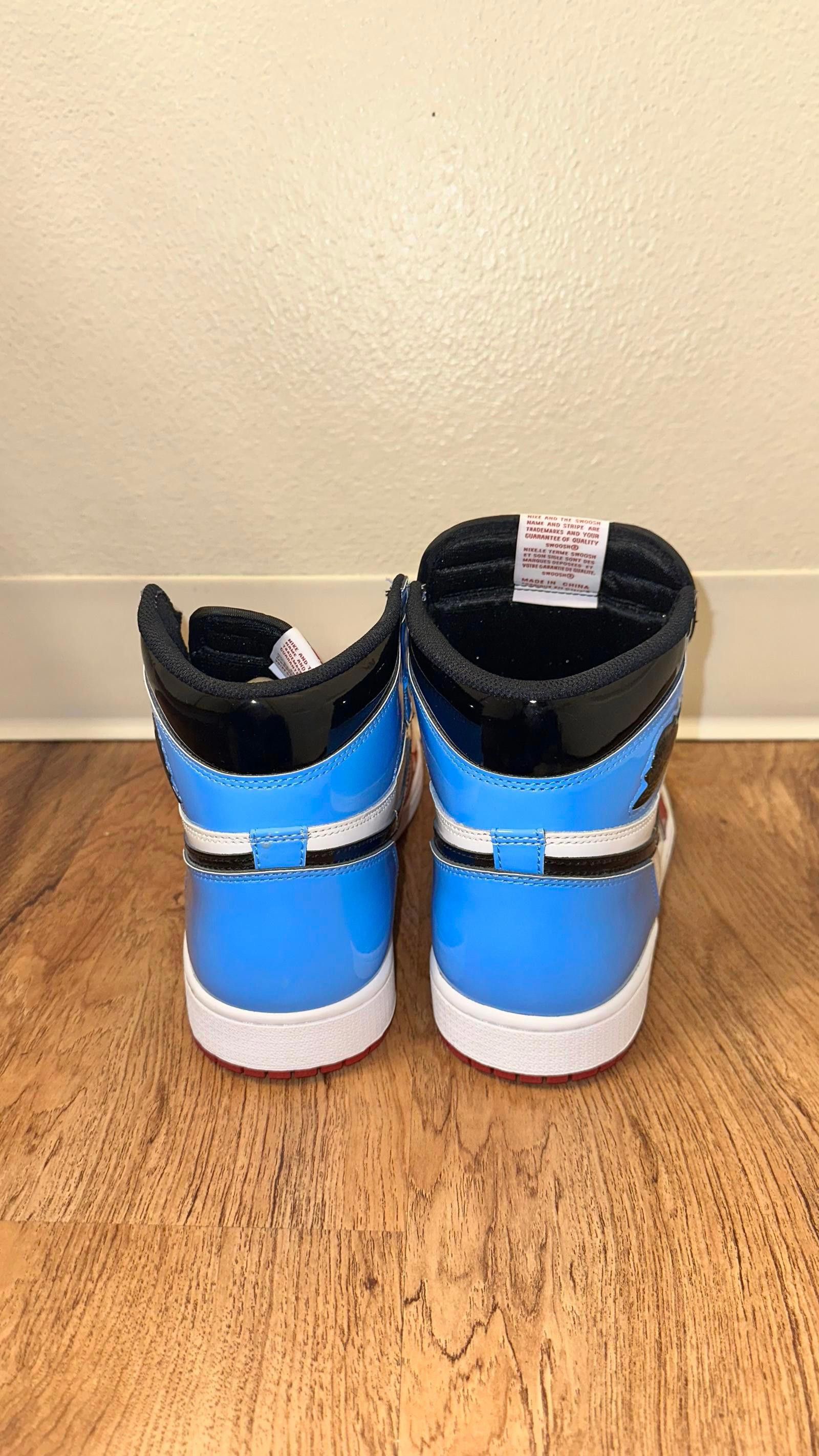 Jordan Brand Jordan 1 Retro High Fearless UNC Chicago Size US 10.5 / EU 43-44 - 2 Thumbnail