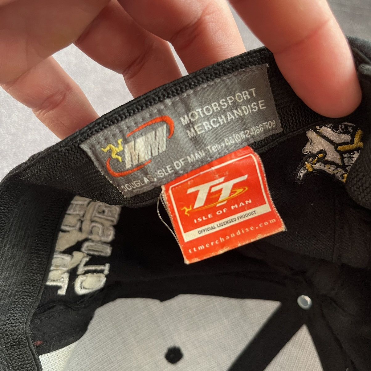 Vintage vintage Isle of Man TT cap with autograph Size ONE SIZE - 7 Thumbnail