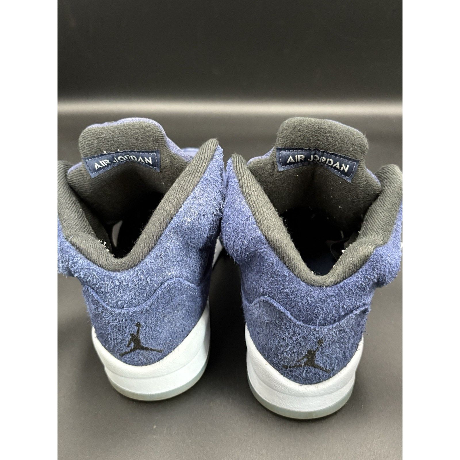 Size 5Y (GS) Air Jordan Retro SE Mid Midnight Navy