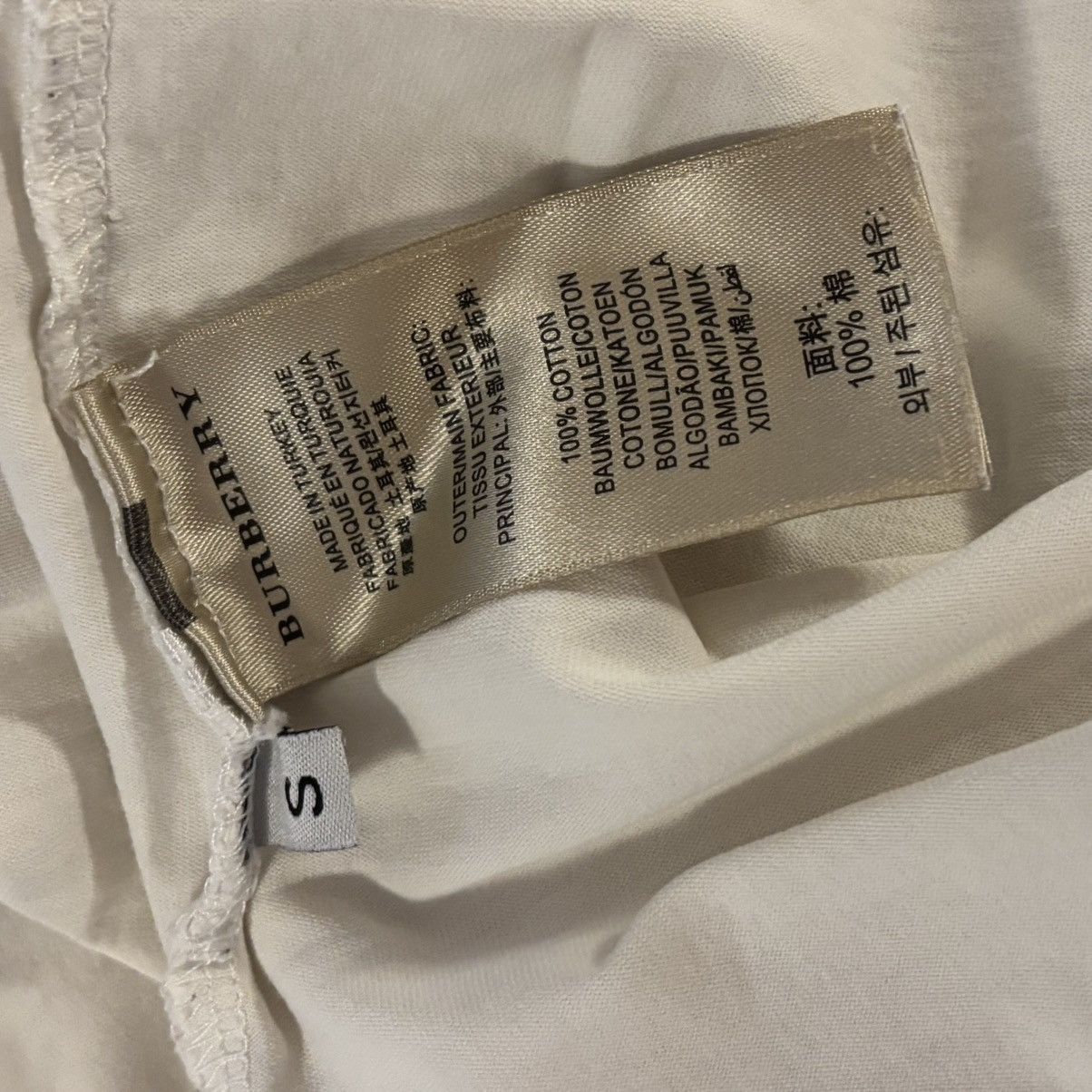 Burberry Burberry limited white tee size small Size US S / EU 44-46 / 1 - 6 Thumbnail