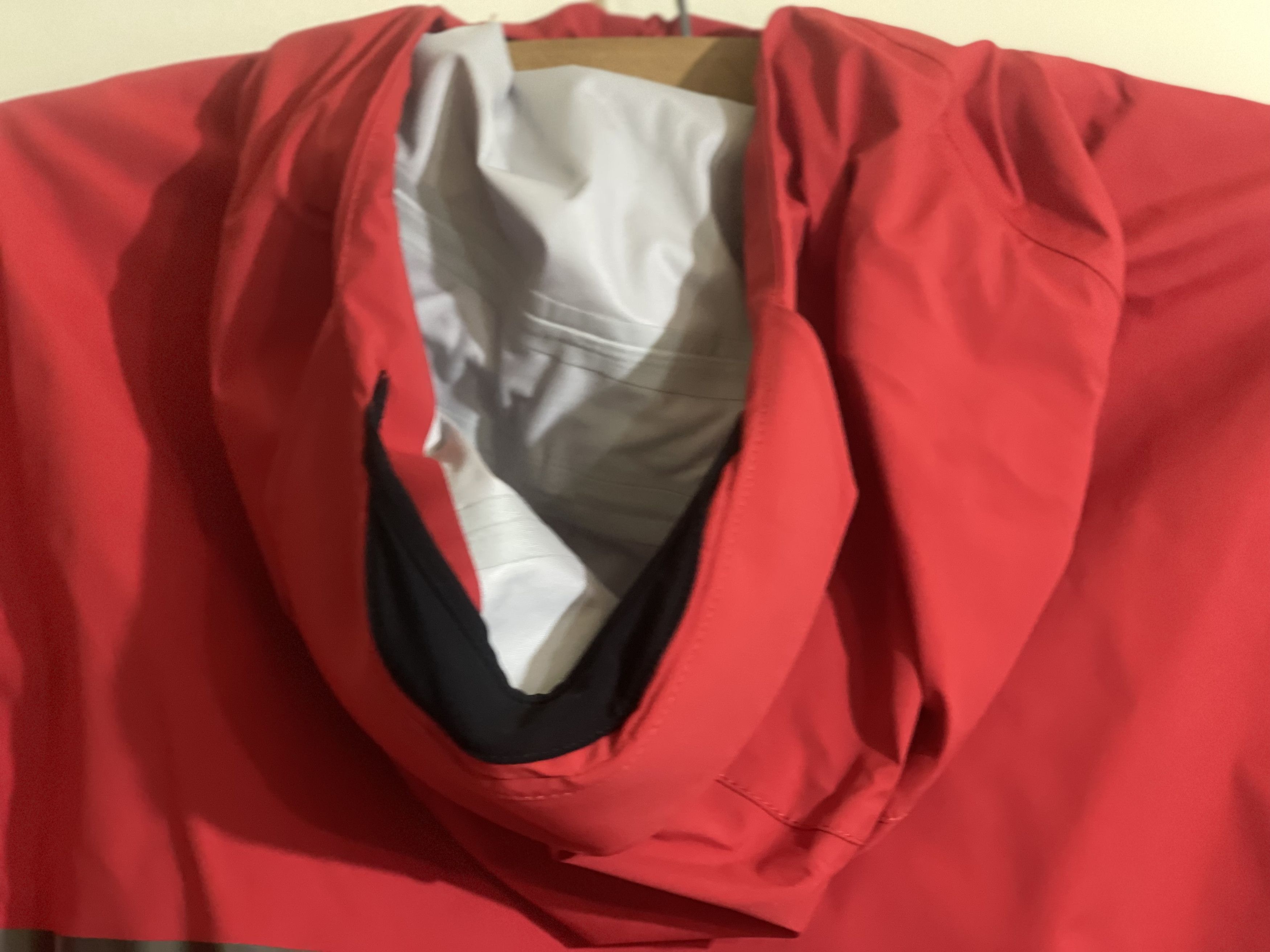 Canada Goose Canada Goose Nanaimo raincoat goretex jacket Size US XS / EU 42 / 0 - 11 Thumbnail