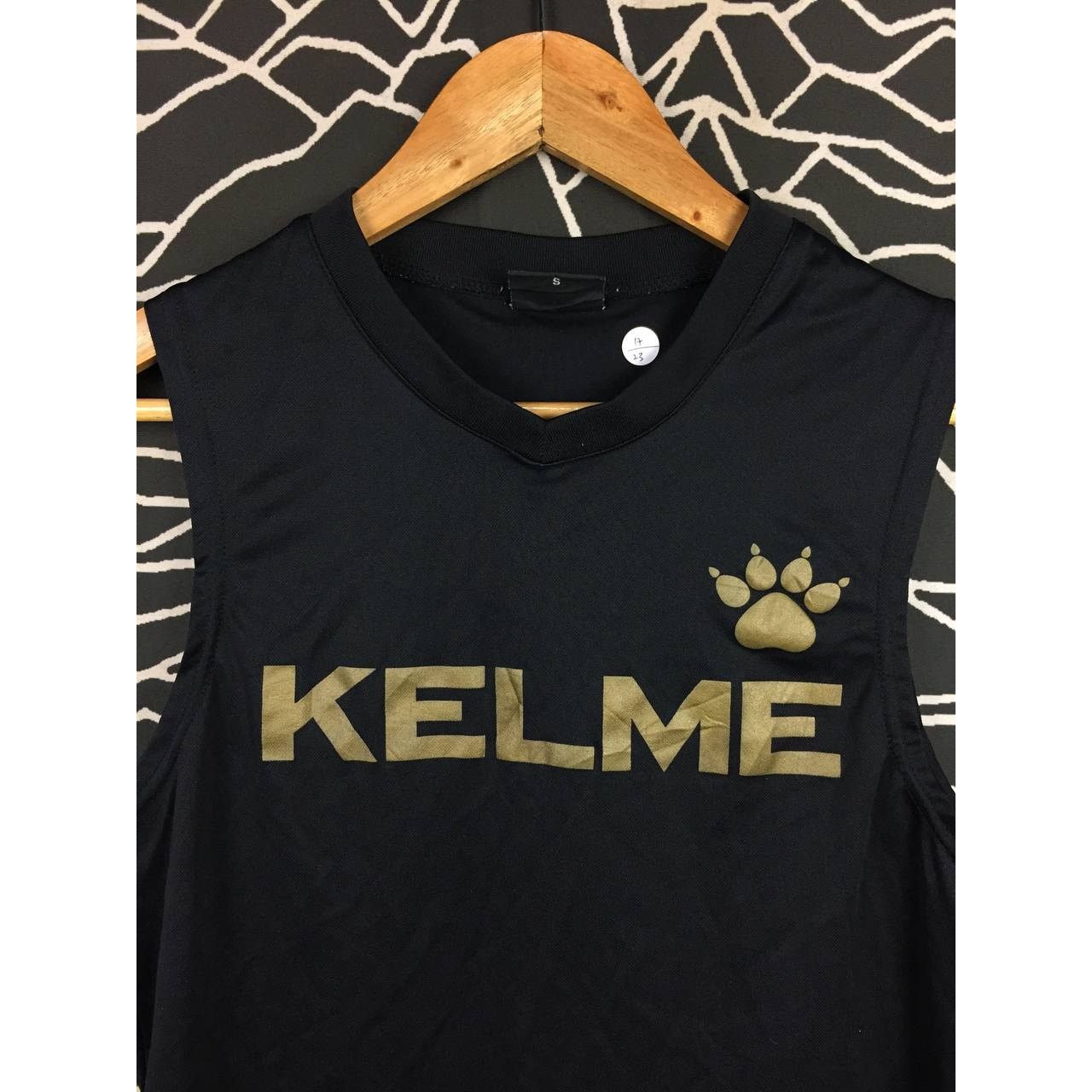 Vintage Kelme Spell Out Logo Sportwear Sleeveless Jersey Size US S / EU 44-46 / 1 - 3 Thumbnail