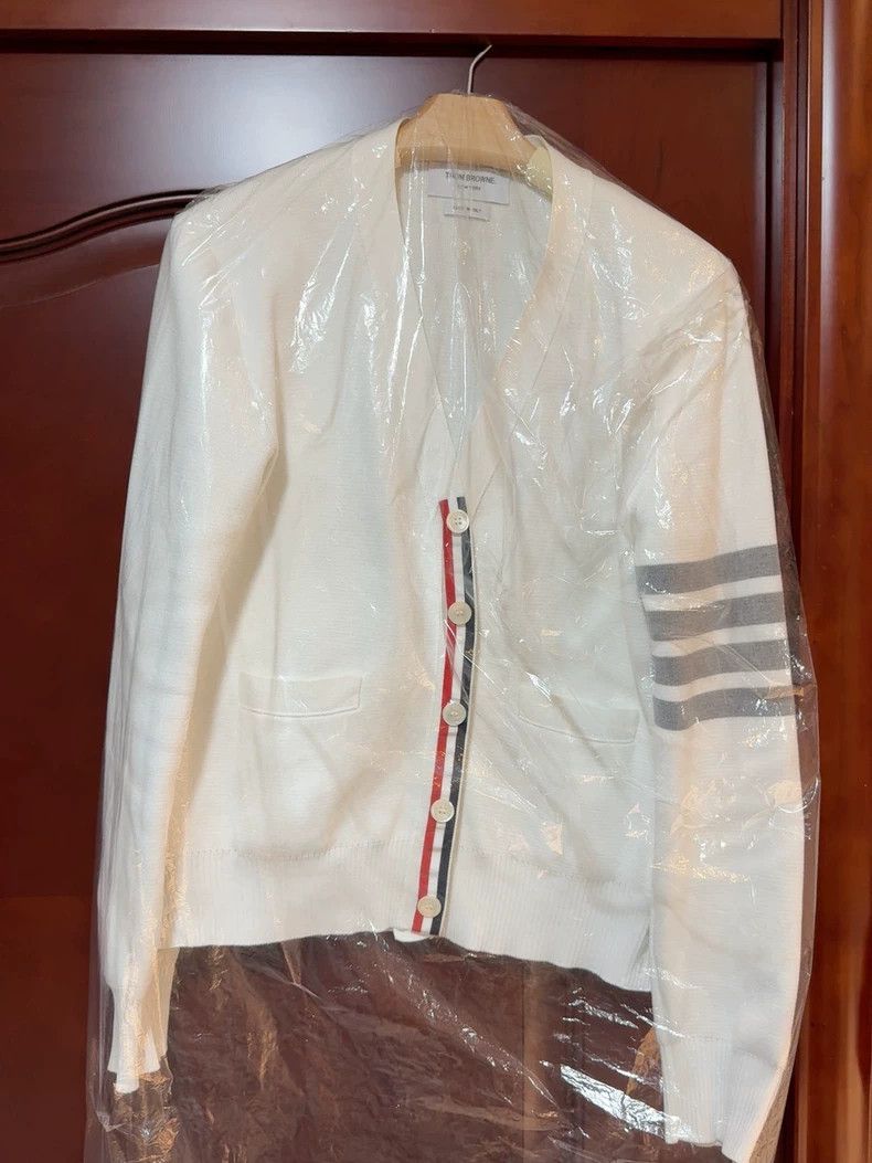 Thom Browne Thom Browne size0 White knit sweater cardigan Size US XS / EU 42 / 0 - 1 Thumbnail