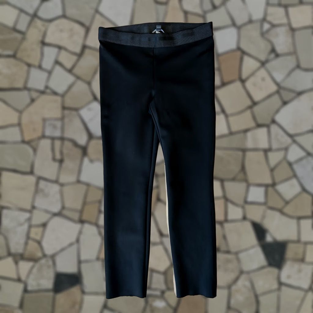 James Perse James Perse Los Angeles Matte Scuba Cropped Black Leggings Women’s 2 Size 26" / US 2 / IT 38 - 1 Thumbnail