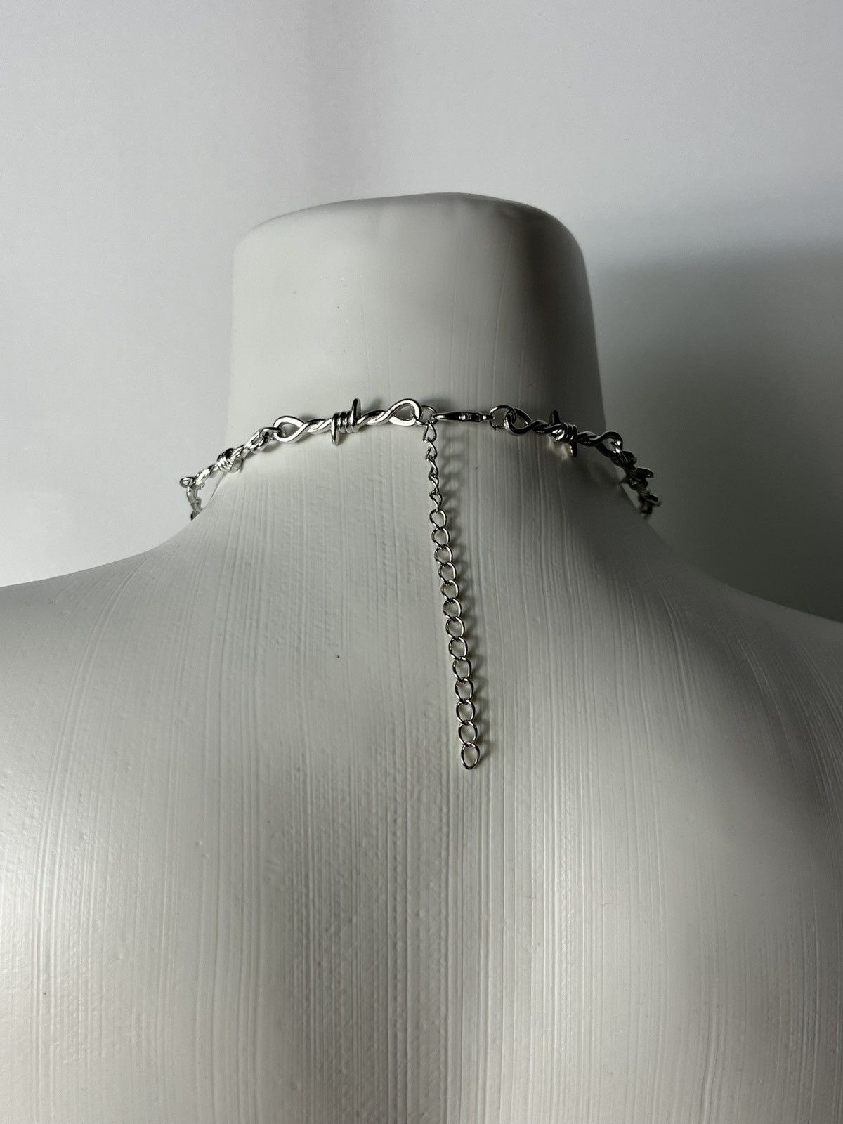 Jewelry Gothic Cross Wire Necklace Size ONE SIZE - 6 Thumbnail