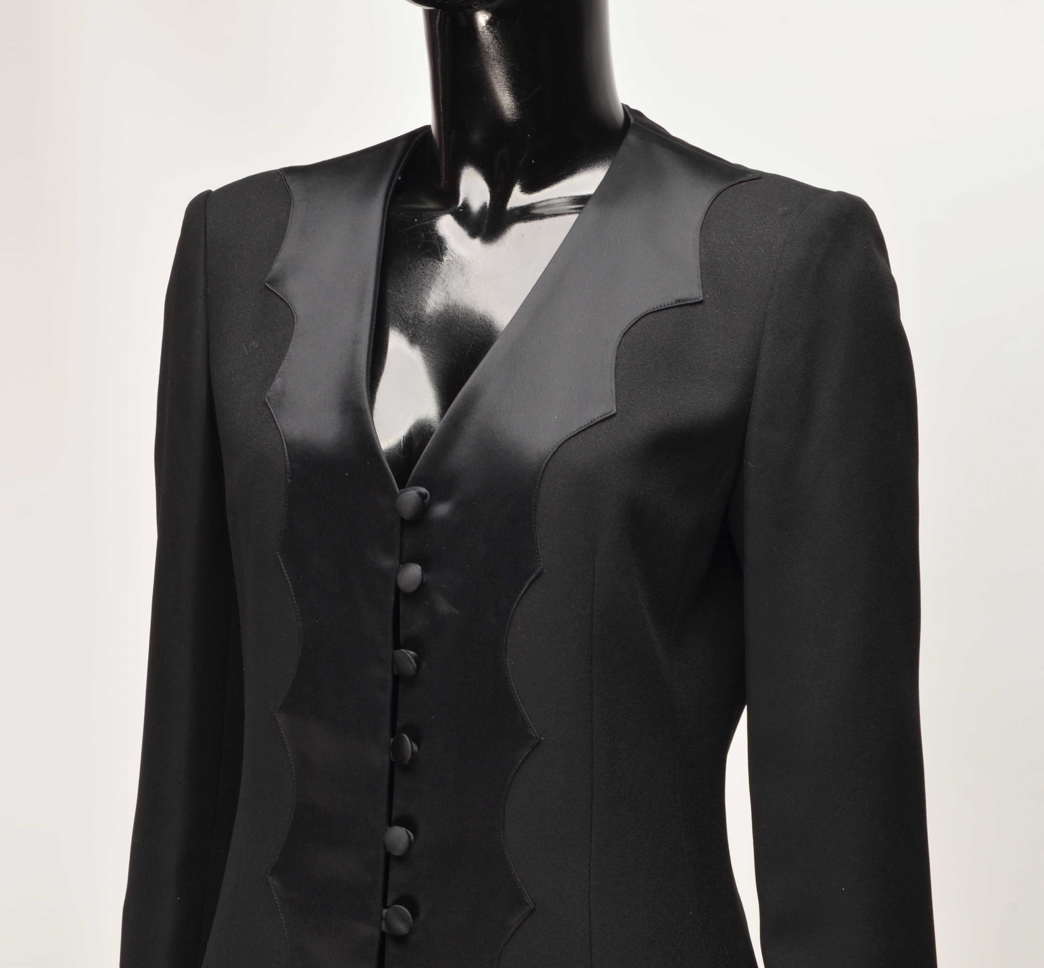 Moschino Vintage Moschino Cheap and Chic Decorated Black Blazer Size M / US 6-8 / IT 42-44 - 2 Thumbnail
