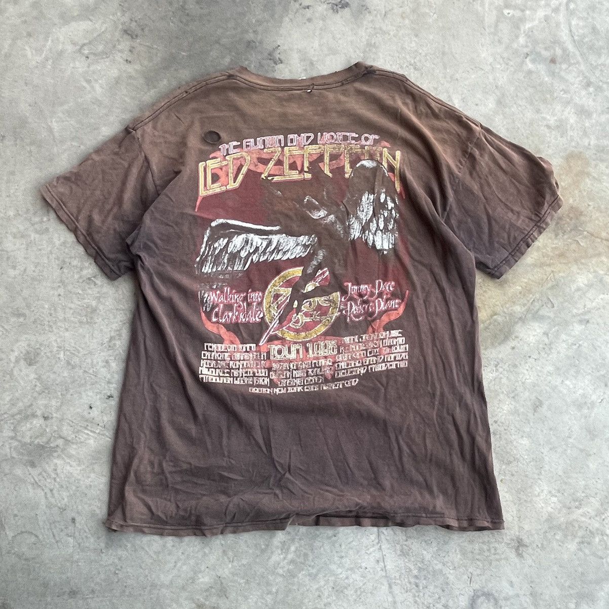 Vintage Distressed Band Tee Size US XL / EU 56 / 4 - 4 Thumbnail