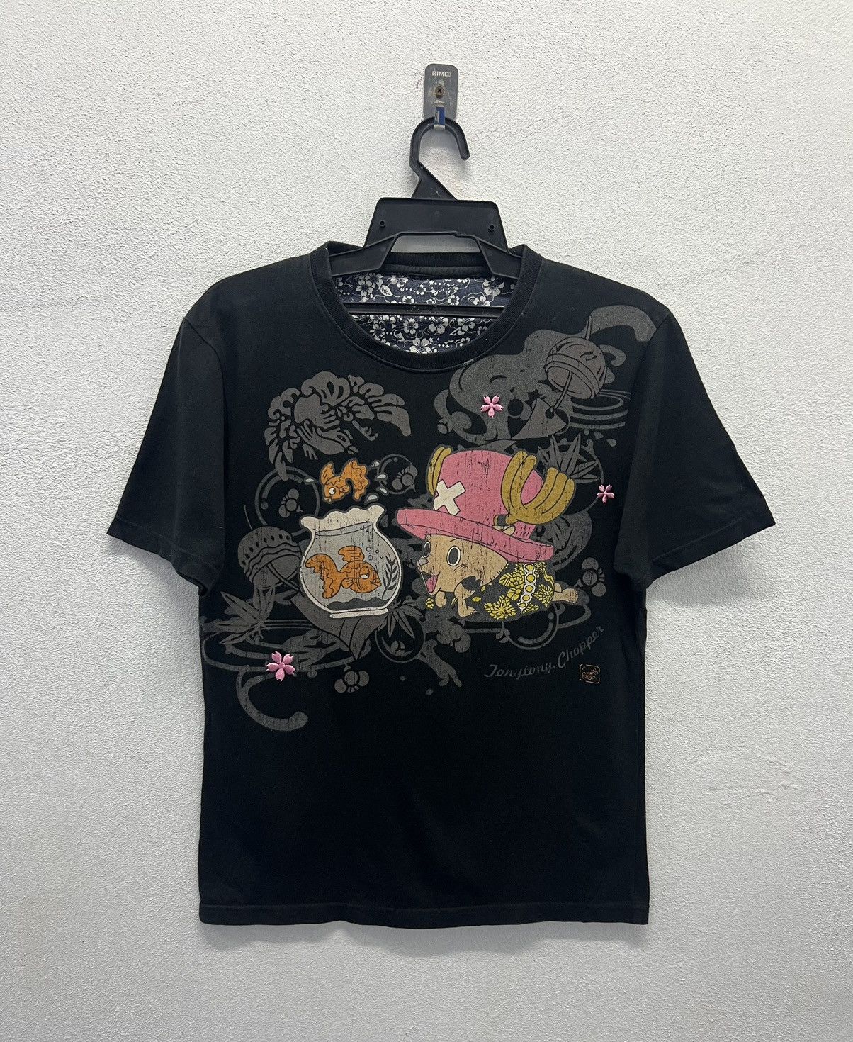 Anime × Japanese Brand × One Piece 🔥grailsale🔥 ONE PIECE TONY TONY CHOPPER SHIRT Size US S / EU 44-46 / 1 - 1 Thumbnail
