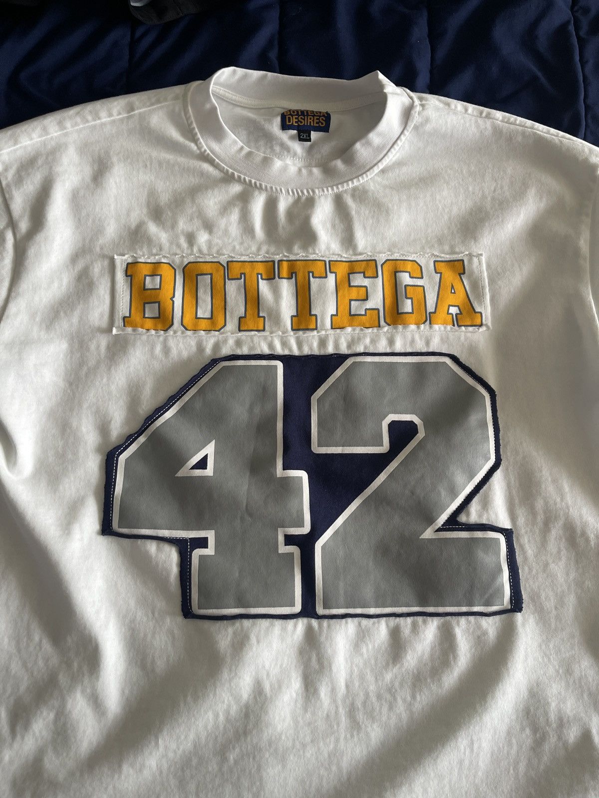 Bottega Desires Bottega desires t-shirt XXL Size US XXL / EU 58 / 5 - 3 Thumbnail
