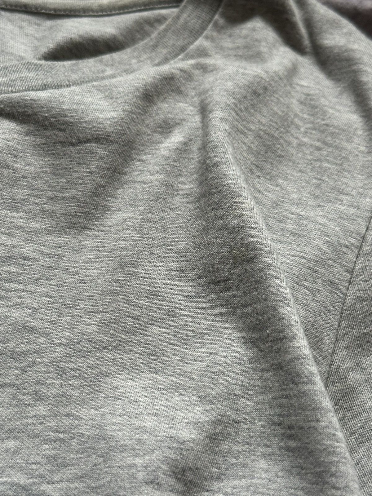 Saint Laurent Paris Saint Laurent Paris Men's Gray Logo T-Shirt Size Small Size US S / EU 44-46 / 1 - 8 Thumbnail