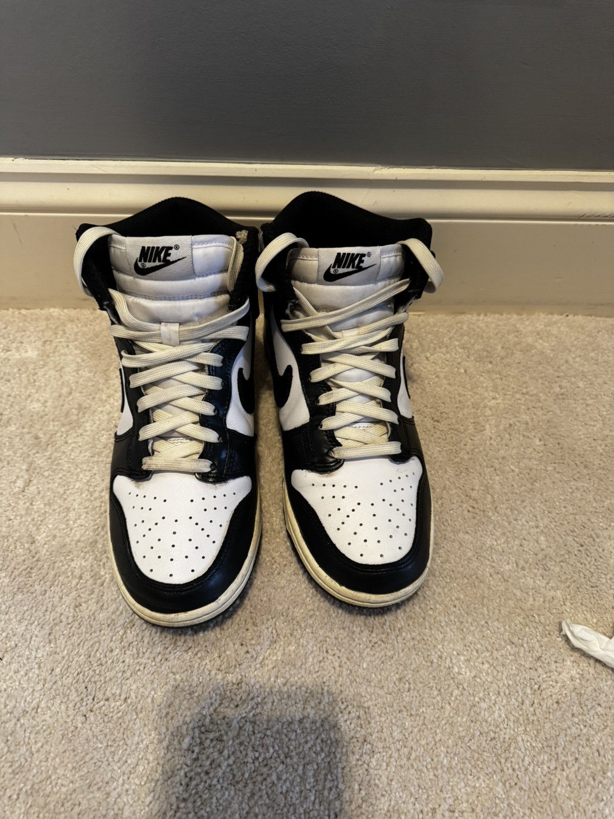 Women’s Dunk High ‘vintage black’