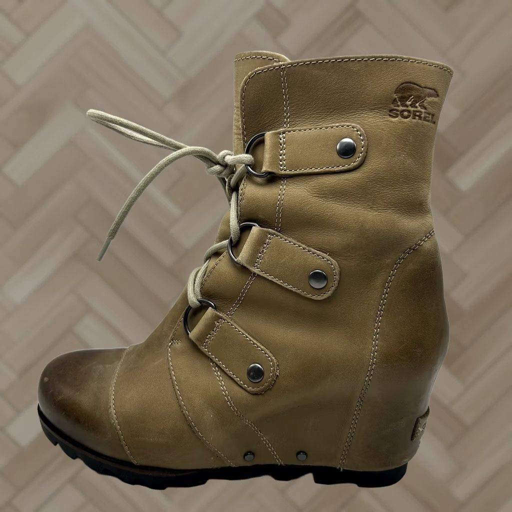 SOREL Sorel Joan of Arctic Boot Beige Leather Distressed Distressed Look Wedge Mid Heel Women’s Bootie 8 US Size US 8 / IT 38 - 1 Thumbnail