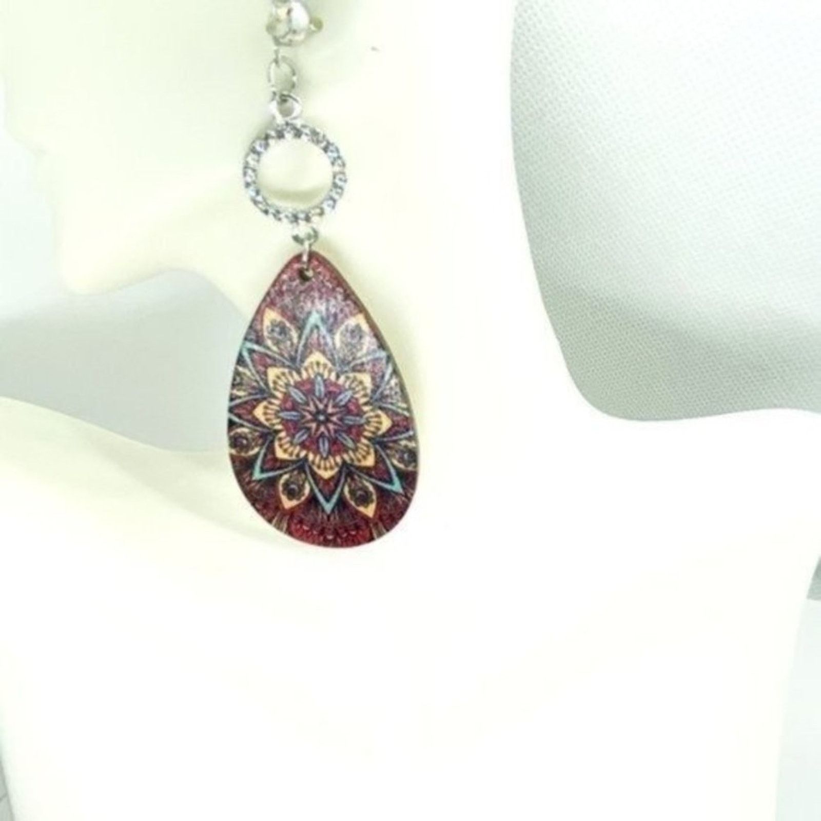 Other NWT Silver-Tone Rhinestone Painted Wood Dangle Earrings Size ONE SIZE - 1 Thumbnail