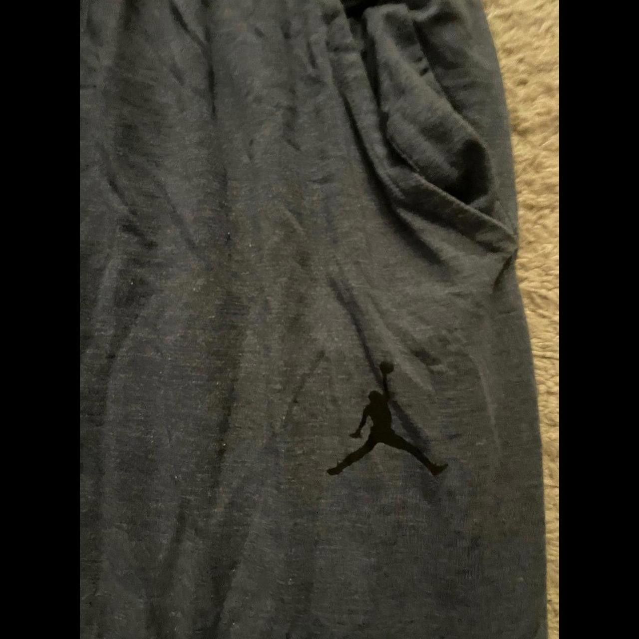 Nike Pre Own Mens Nike Jordan Size 40" / US 18 - 2 Thumbnail