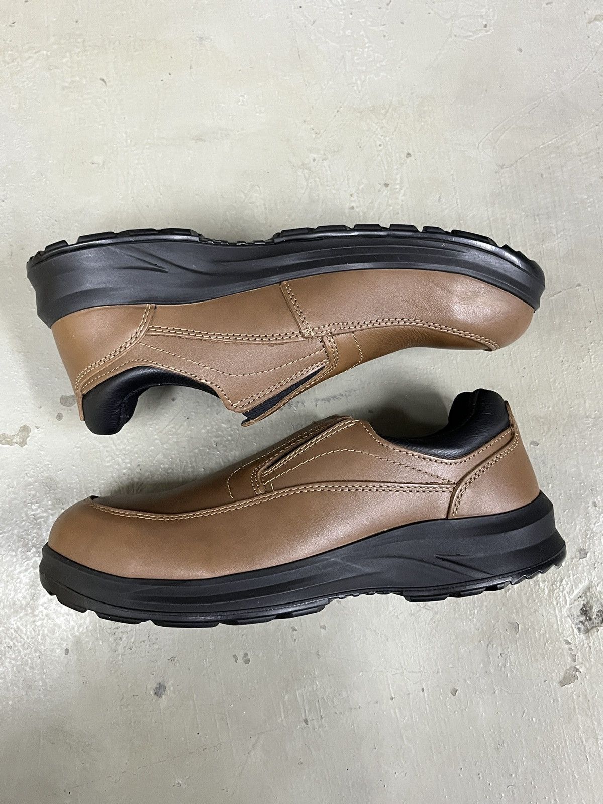Red Wing Red Wing 3253 Slip On Safety Low Cut Short Boots Size US 9 / EU 42 - 10 Thumbnail