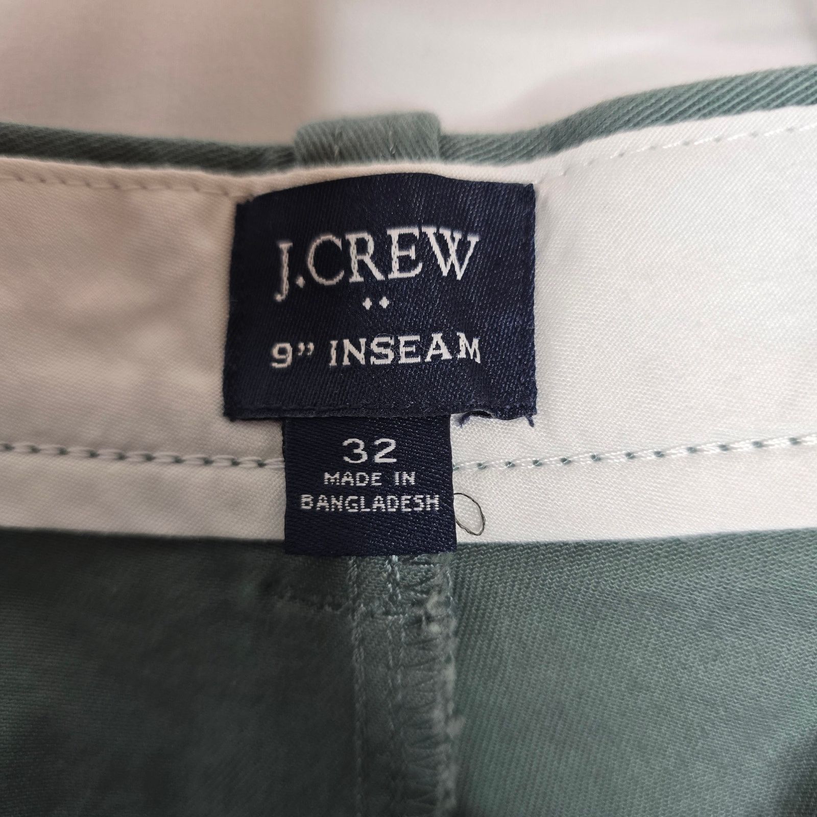 J.Crew Men's J.Crew Factory Green 9" Flex Chino Shorts Size 32 Size US 32 / EU 48 - 2 Thumbnail
