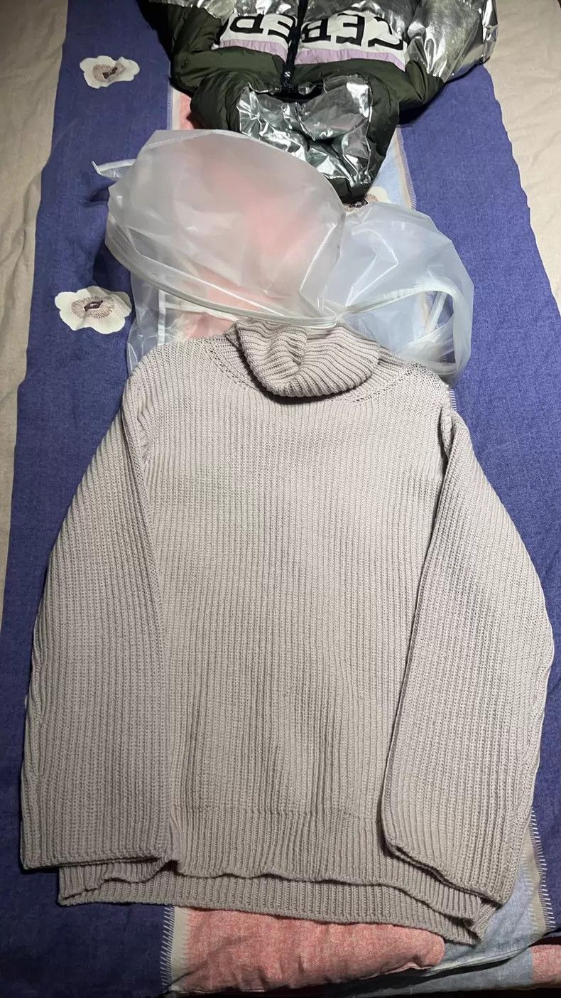 Valentino Valentino Turtleneck, off-white Size S / US 4 / IT 40 - 1 Thumbnail