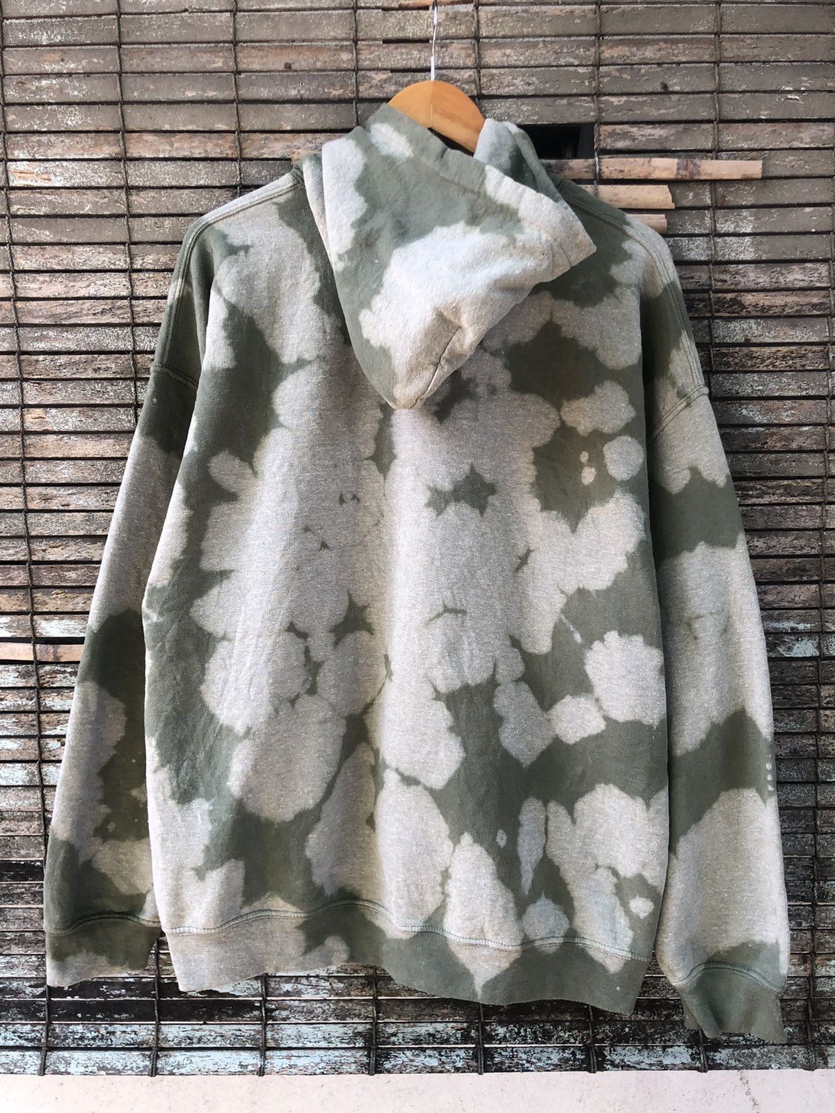 Japanese Brand × Primitive 🔥RARE🔥Primitive Streetwear Tie Dye Hoodies Size US XL / EU 56 / 4 - 9 Thumbnail