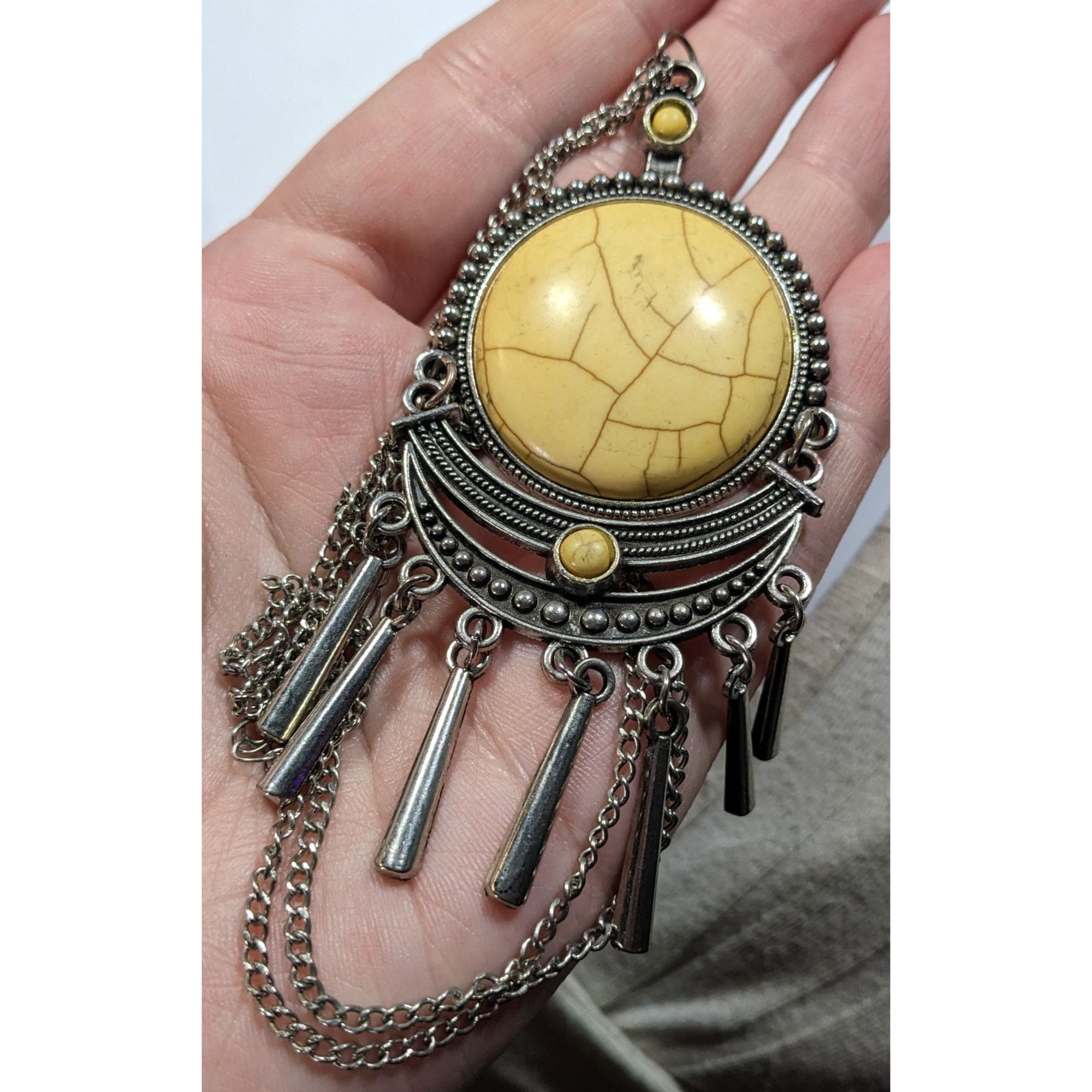 Other Paparazzi Bohemian Yellow And Silver Tone Pendant Necklace Size ONE SIZE - 8 Thumbnail