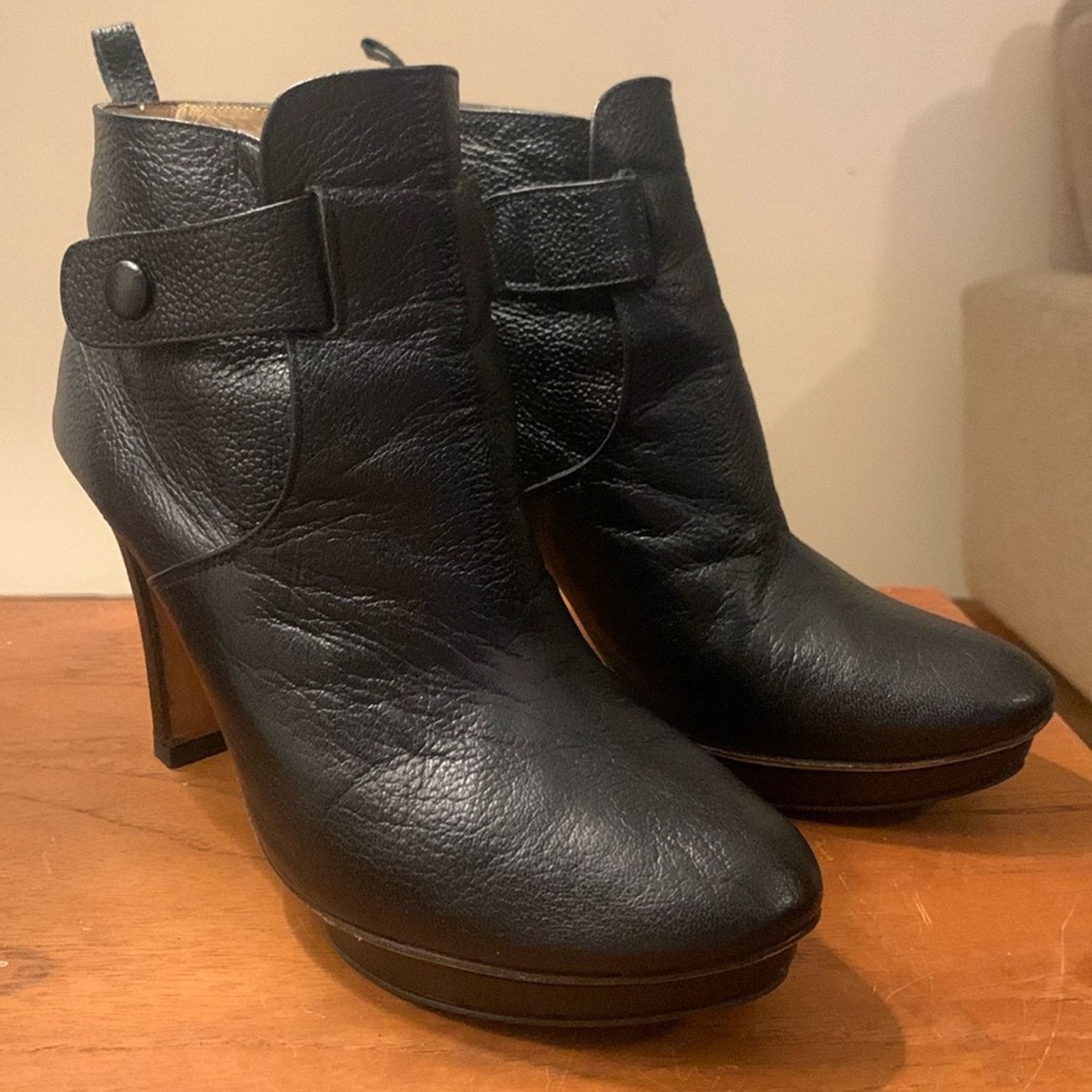 Repetto Repetto Paris black leather sexy chic ankle booties Size US 7.5 / IT 37.5 - 1 Thumbnail