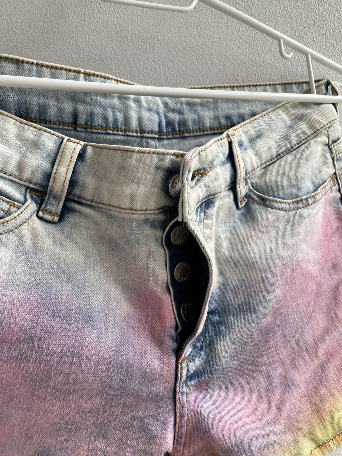 Designer × Zadig & Voltaire Zadig & Voltaire Gradient Denim Mini Short Multicilor Rare Size 34" / US 12 / IT 48 - 6 Thumbnail