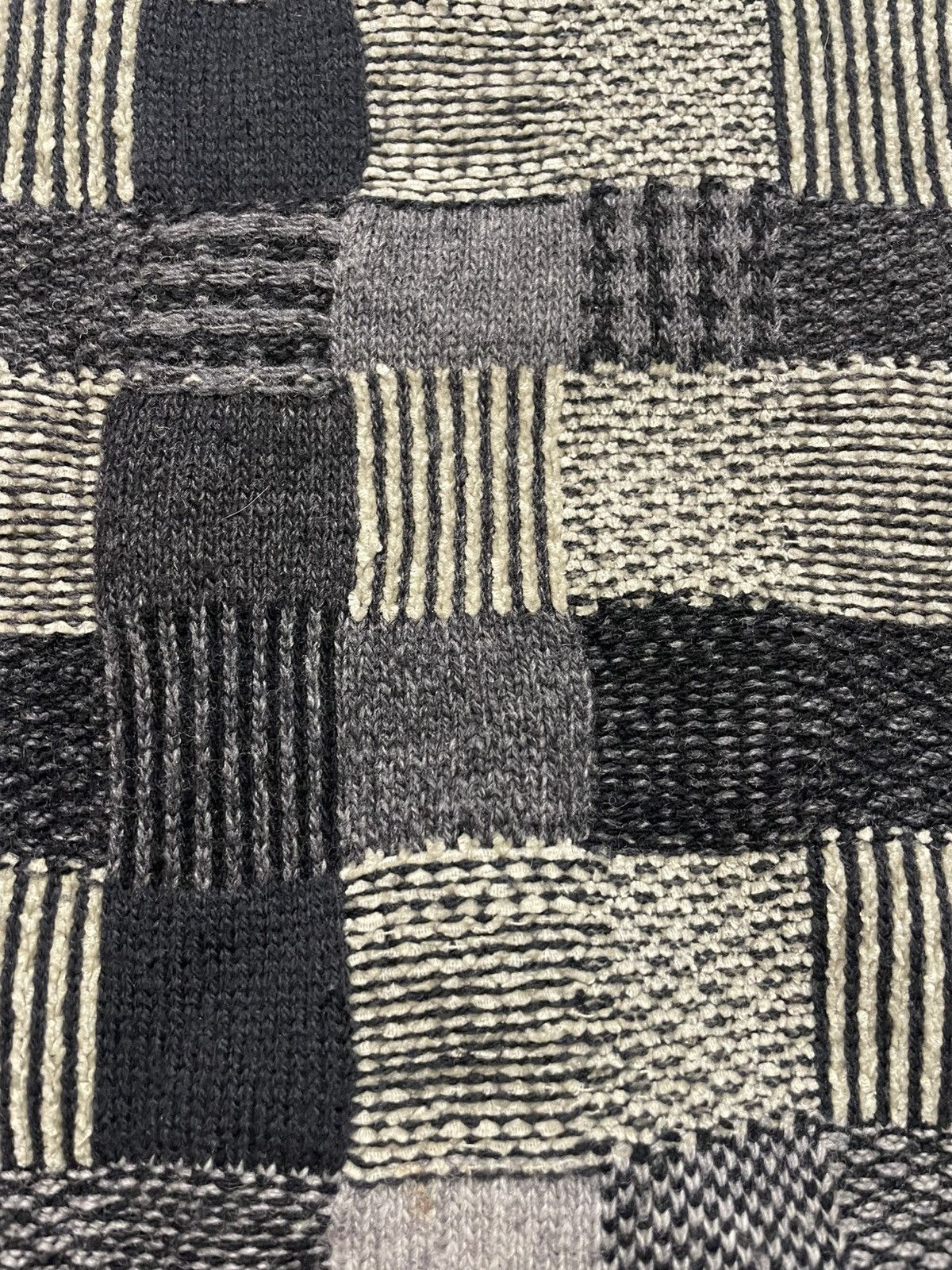 Ermenegildo Zegna Ermenegildo Zegna Knitwear Rhomb Wool Crew neck sweater Size US XL / EU 56 / 4 - 16 Thumbnail