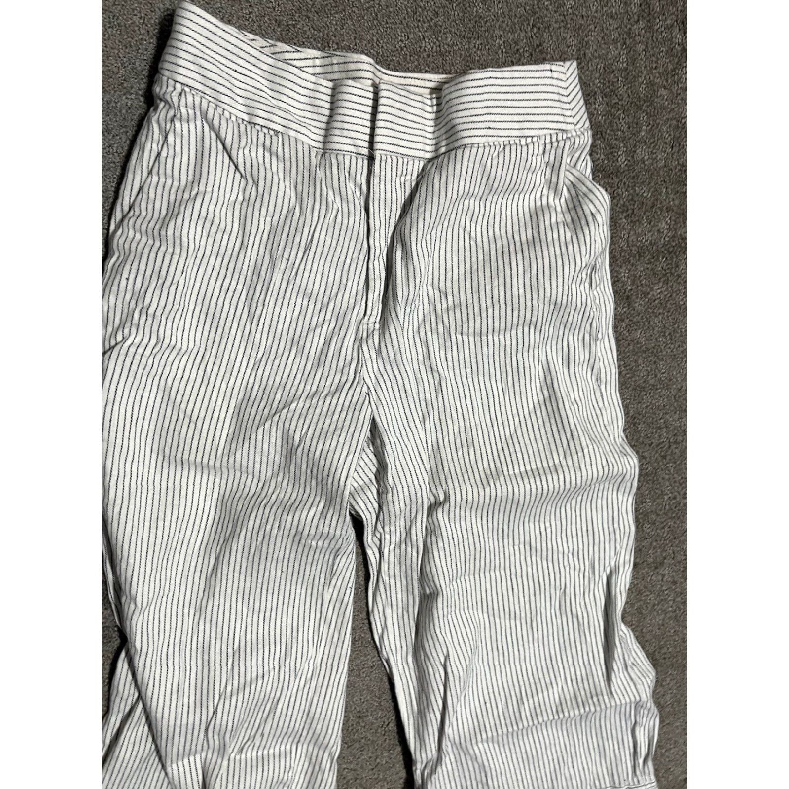 Banana Republic VINTAGE Banana Republic Women's White Linen Cotton Capri Pants 0 Striped Crop Mid-Rise Summer Size 26" / US 2 / IT 38 - 2 Thumbnail