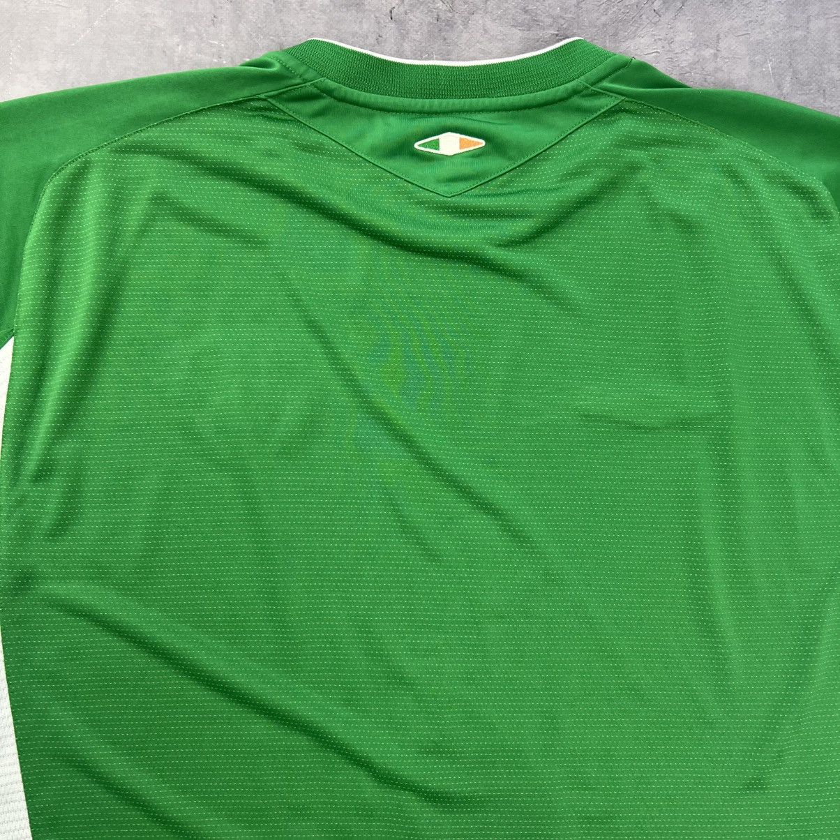 Umbro Rare! Ireland Umbro Soccer Jersey Shirt Vintage Size US XL / EU 56 / 4 - 17 Thumbnail