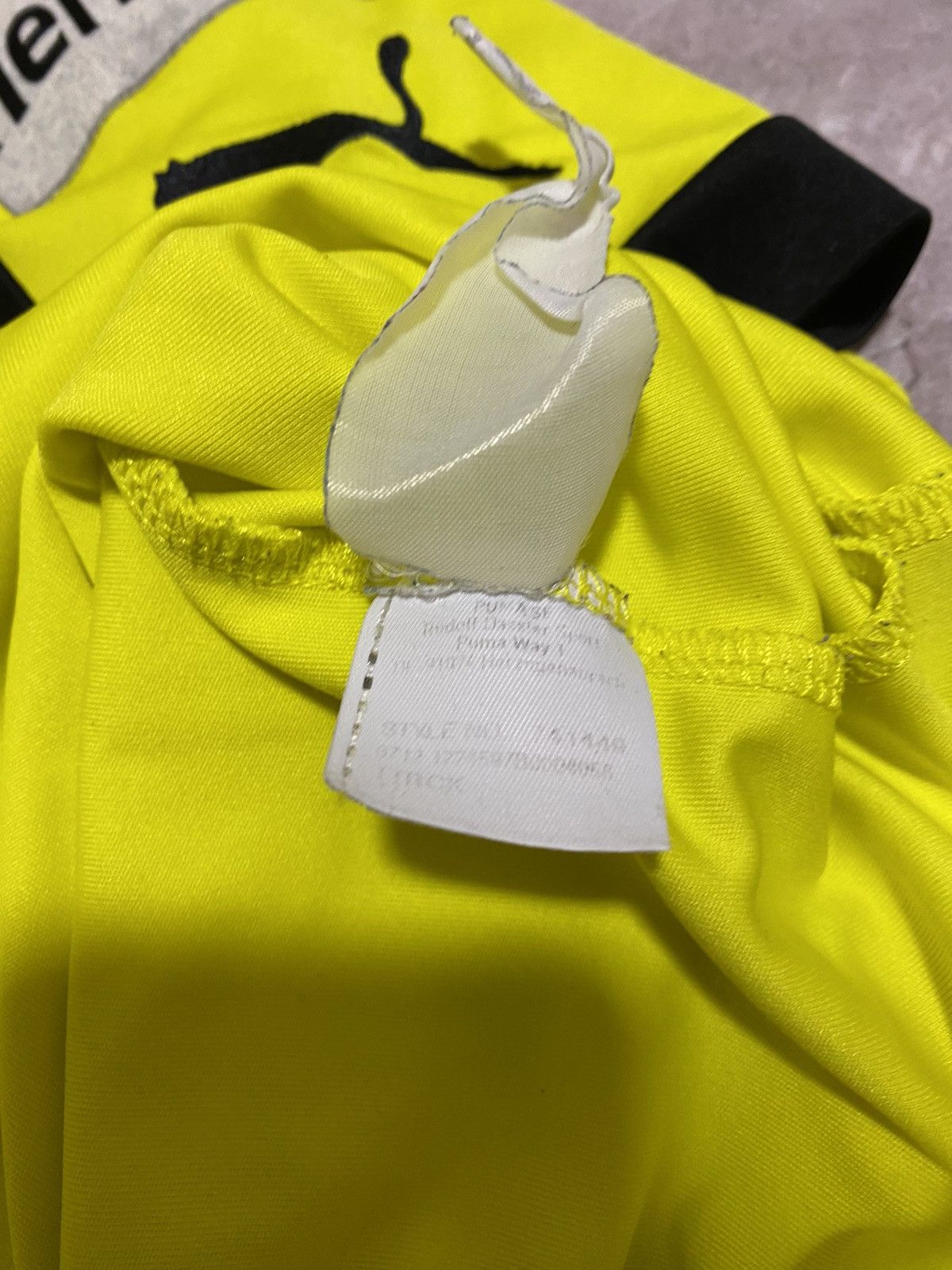 Puma Puma BVB Borussia Dortmund 11/12 Marco Reus 11 Soccer Jersey Size US S / EU 44-46 / 1 - 14 Thumbnail