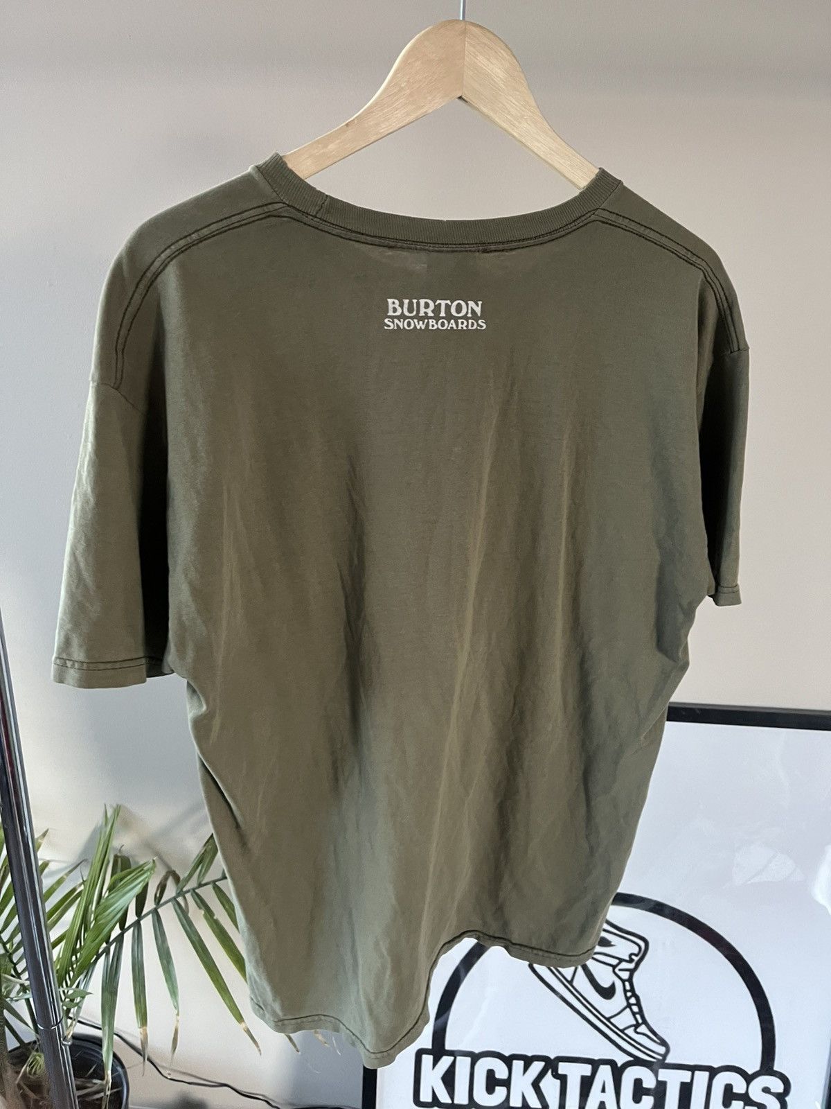 Burton × Vintage Vintage Burton Snowboards Tee Size US L / EU 52-54 / 3 - 4 Thumbnail