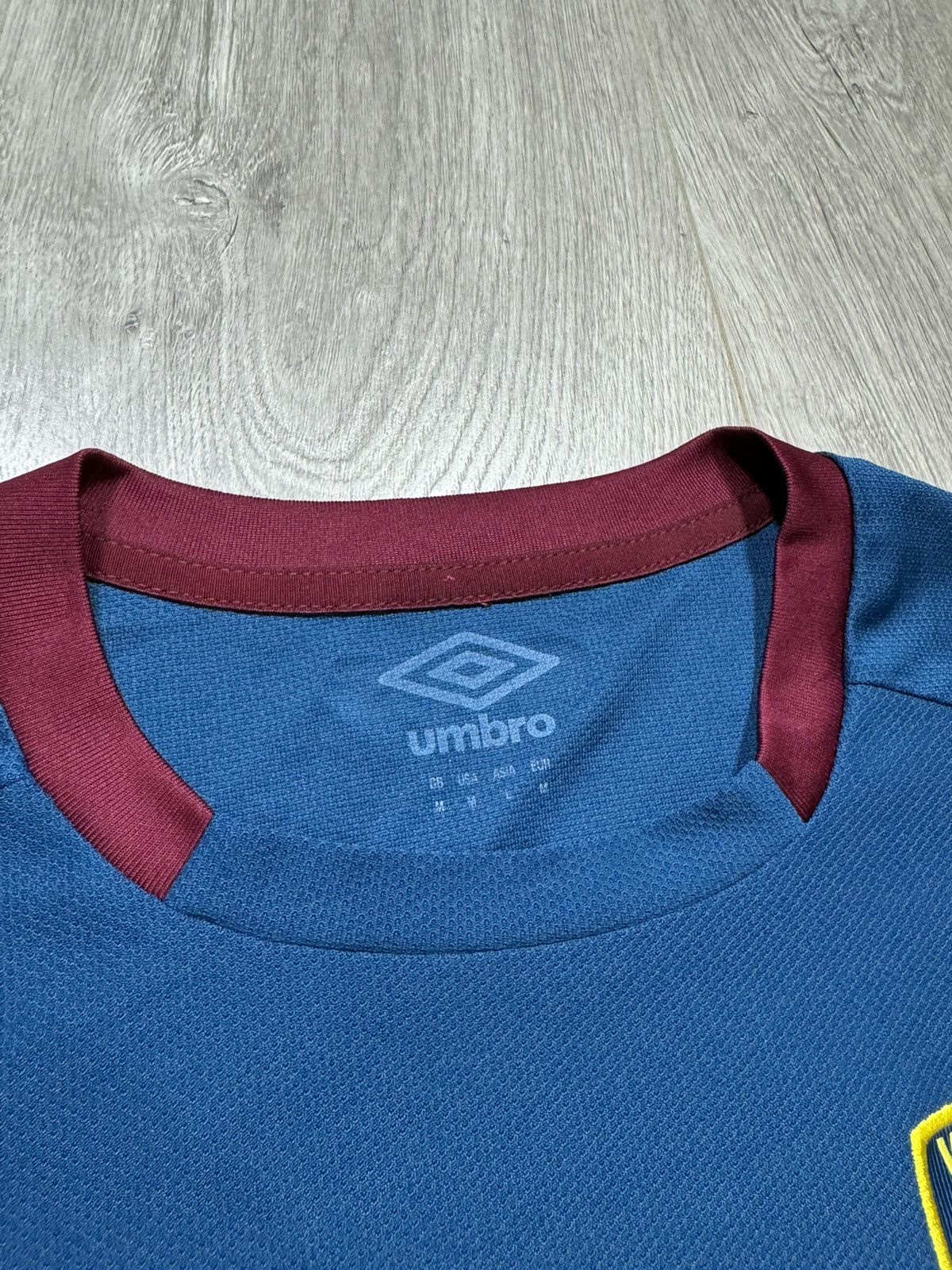 Umbro West Ham United Umbro 2018/2019 Away Shirt Mens Size US M / EU 48-50 / 2 - 7 Thumbnail