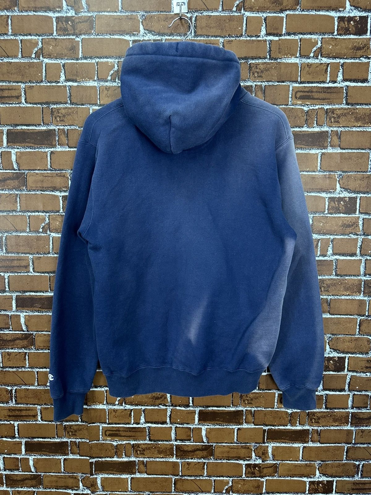 Champion Y2k Champion Crazy Sun Faded Carpet Logo Hoodie Z428 Size US L / EU 52-54 / 3 - 4 Thumbnail