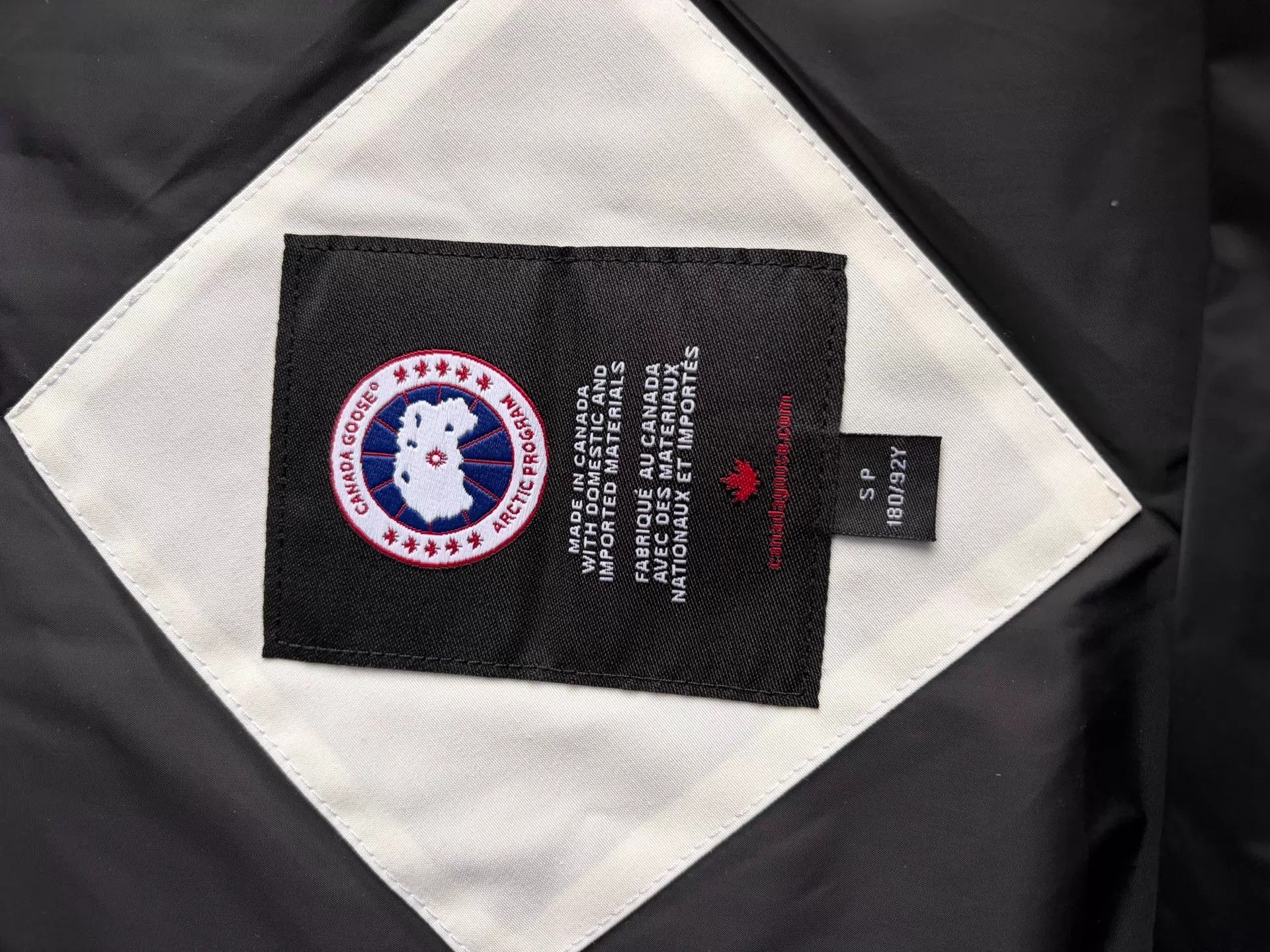 Canada Goose Canada Goose Garson Down Vest Arctic White S Unisex Size US S / EU 44-46 / 1 - 5 Thumbnail